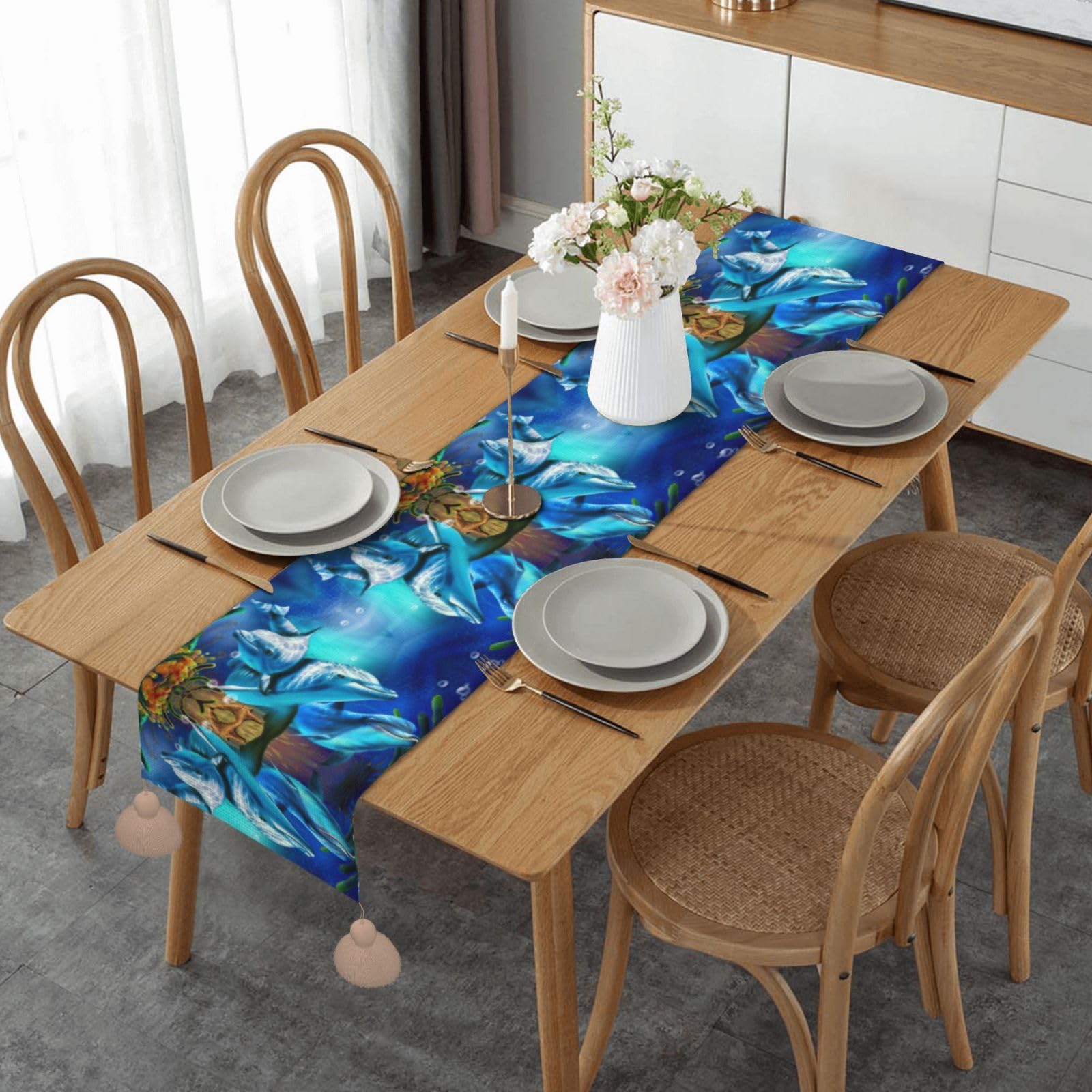 Chemin de table en macramé avec pompons faits main pour déco de fête