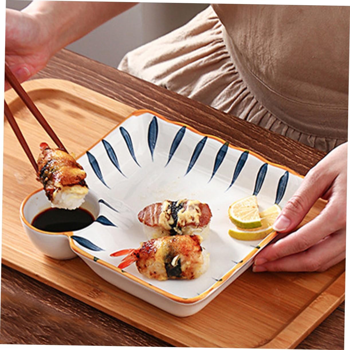 LABRIMP 2pcs Japanese Style Dumpling Plates Dipping Compartment Elegant Serving Platter for Home Kitchen and Restaurant Use