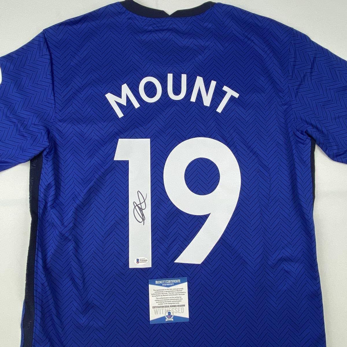 Autographed/Signed Mason Mount Chelsea FC Blue Soccer Futbol