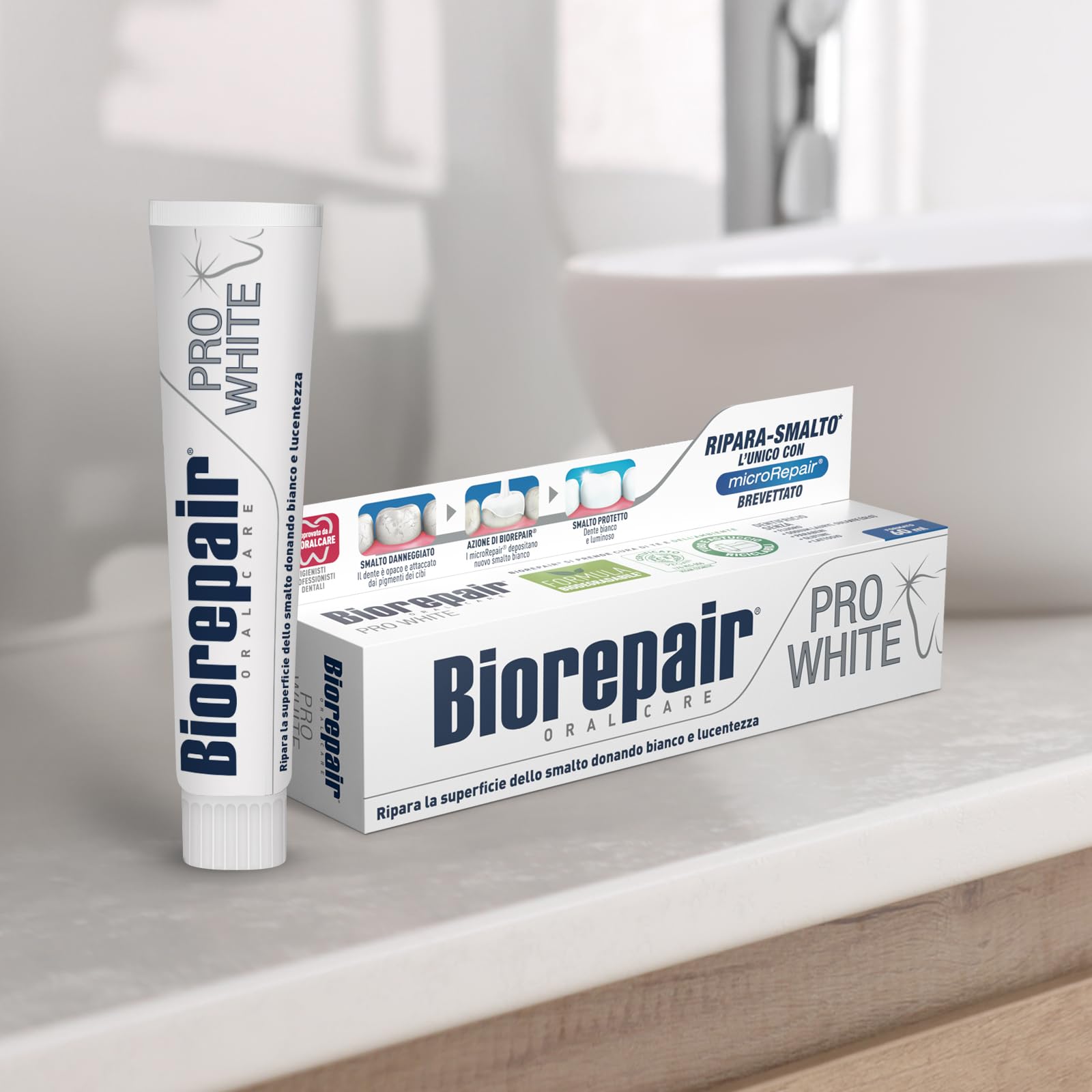 Biorepair, Pasta de dientes Pro White, 12 paquetes de 60 ml, pasta de dientes blanqueadora con tecnología de polímero PVP, reparación de esmalte y dientes para dientes blancos y brillantes, sin flúor