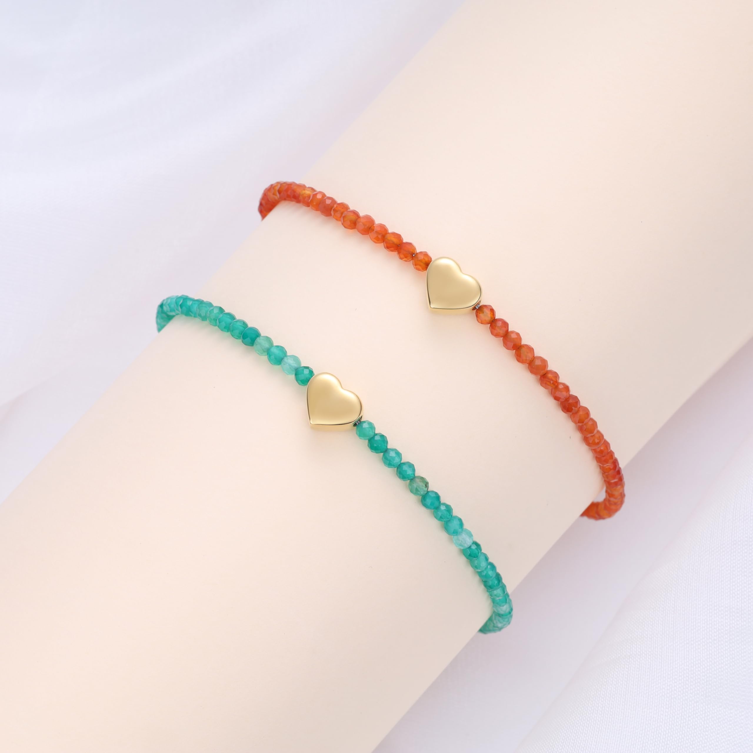 COAI Cavigliera da Donna Fine in Cristalli Naturali, Cavigliera di Perline di Pietre Naturali con Charm Cuore e Chiusura Regolabile - Corniola Rossa e Agata Verde