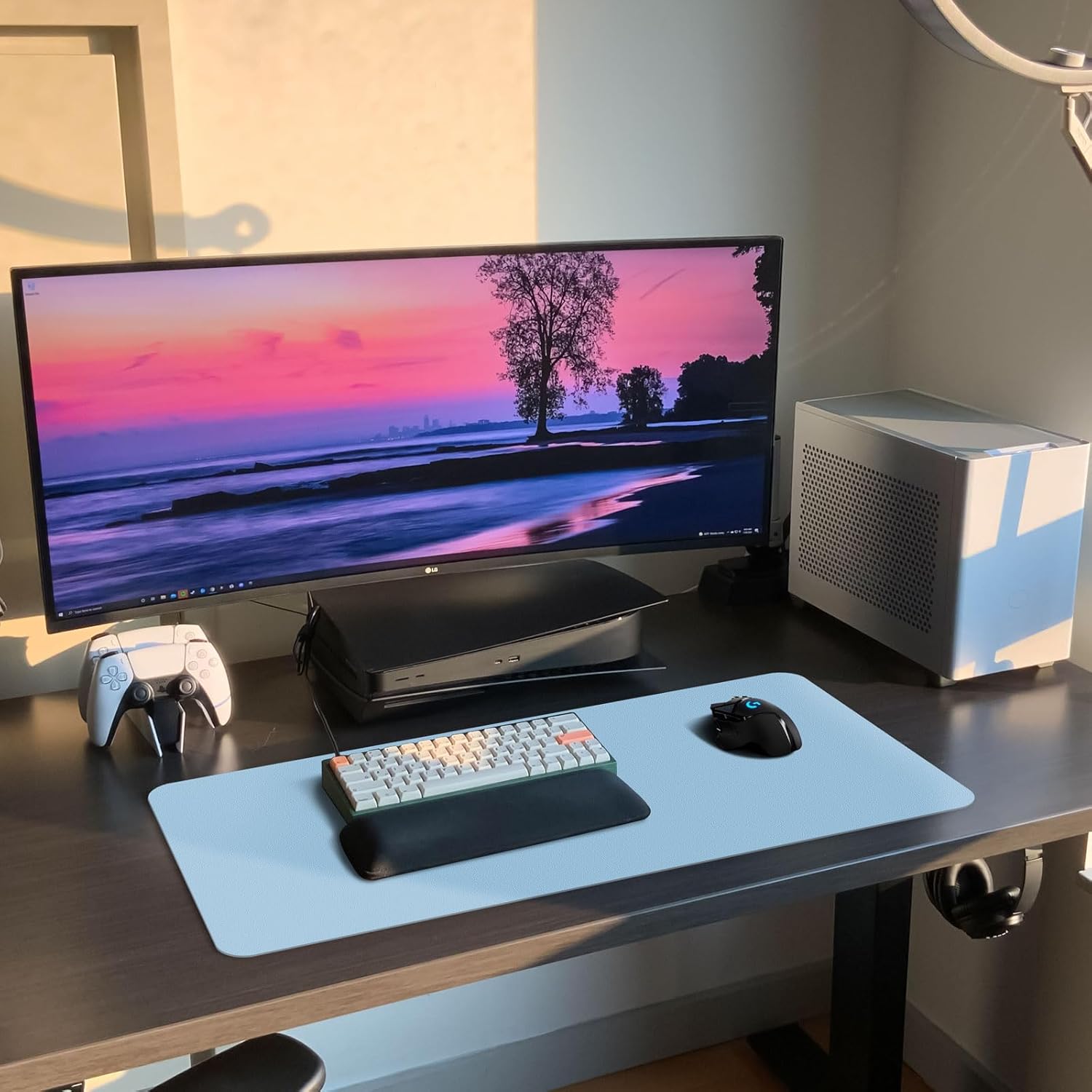 SZHLUX Large Mouse Pad, Non-Slip PU Leathers Writing Pad,Desktop Protection Pad,Computer Desk Pad, Waterproof Desk Mat, Desk Pad for Office and Home Writing (Baby blue;31.5"x 15.7") - Image 6