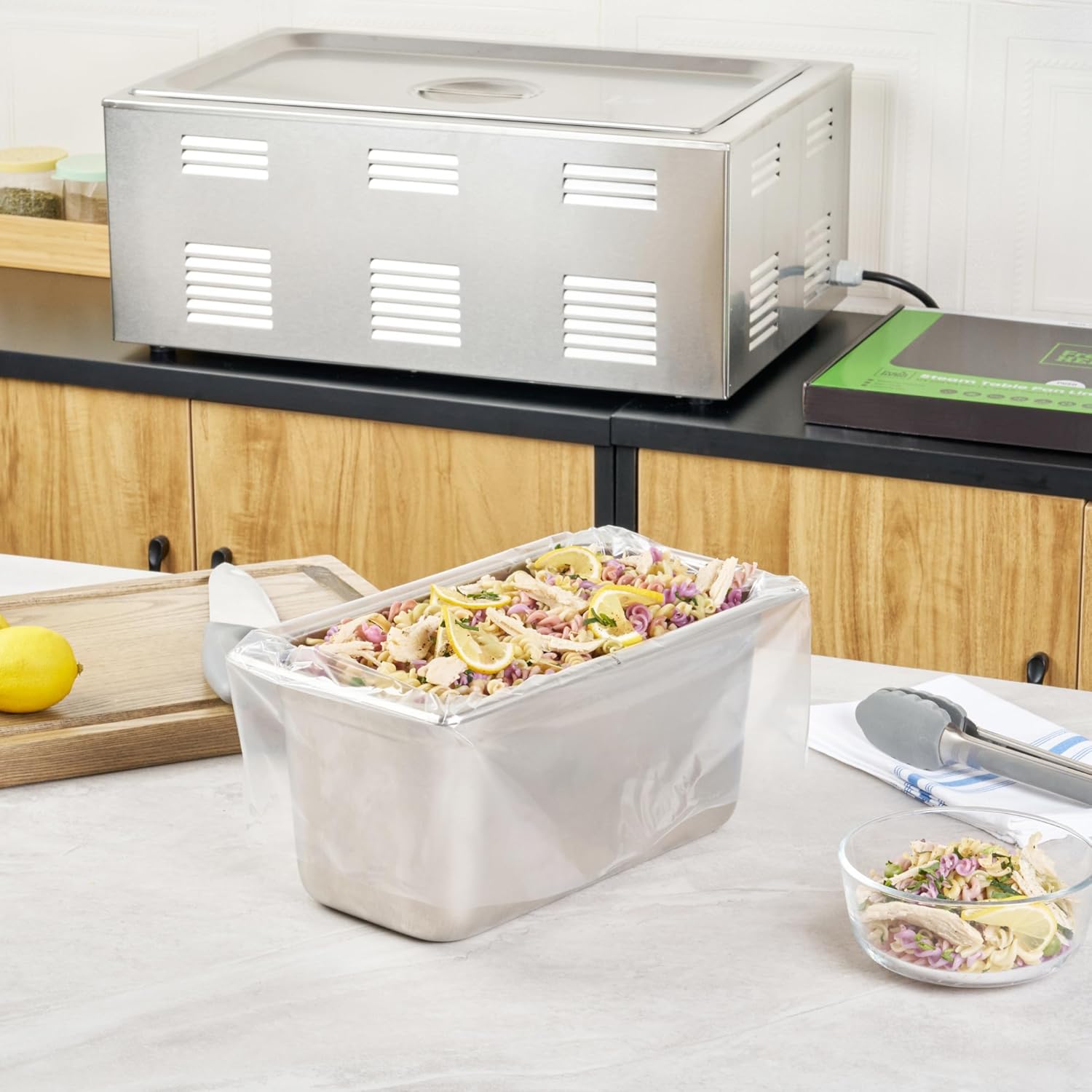 Restaurantware Disposable Pan Liners 100 Count 19 x 14 Inches Plastic Nylon Cooking Bags Oven-Safe Steam Table Liners Clear For Catering