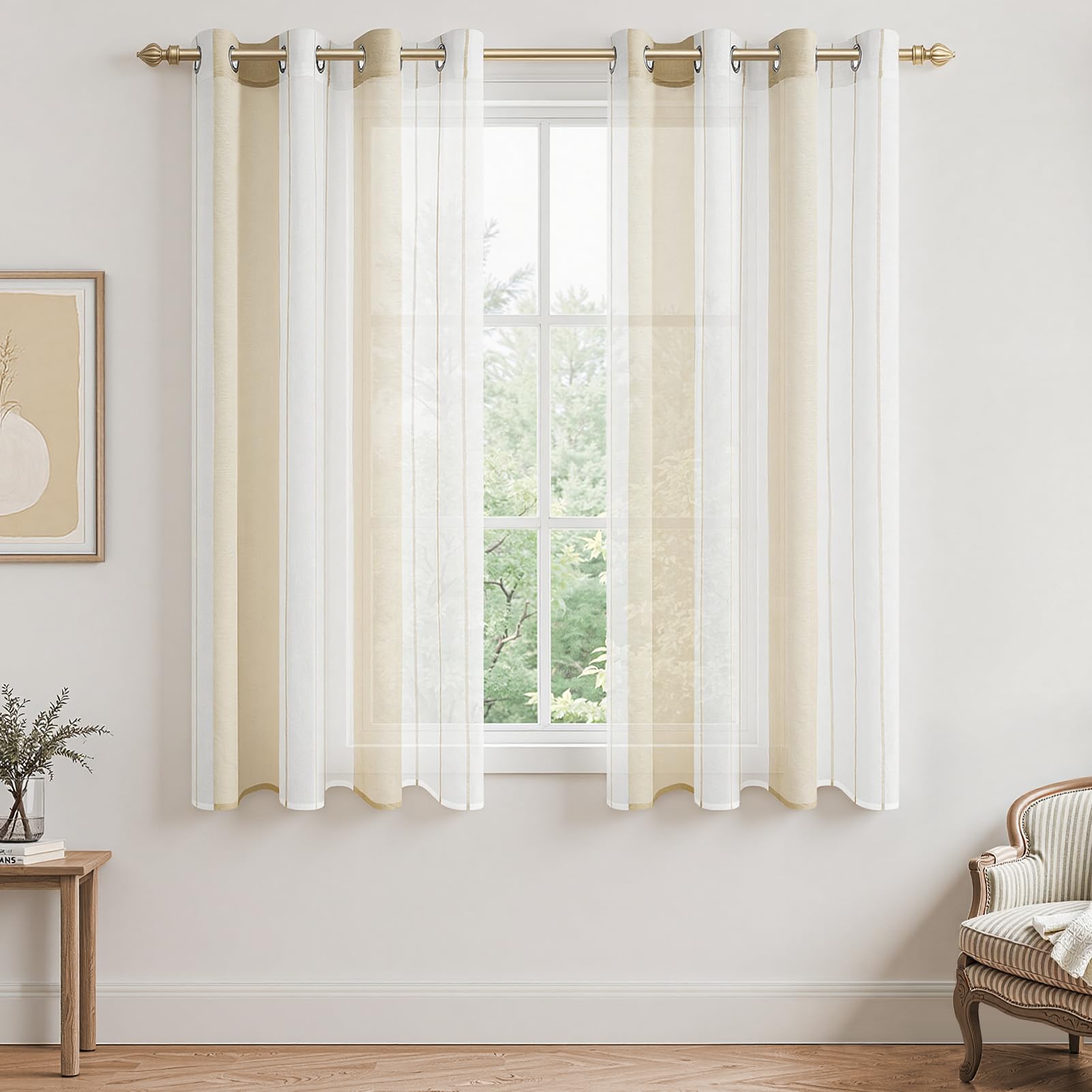 MRTREES Voile Gardinen Kurz Vorhang Halbtransparent Streifen Stores Schals mit Ösenschal Moderner Wohnstil Weiß+Khaki 145×140cm (H×B) für Dekoration Kinderzimmer Wohnzimmer Schlafzimmer 2er-Set
