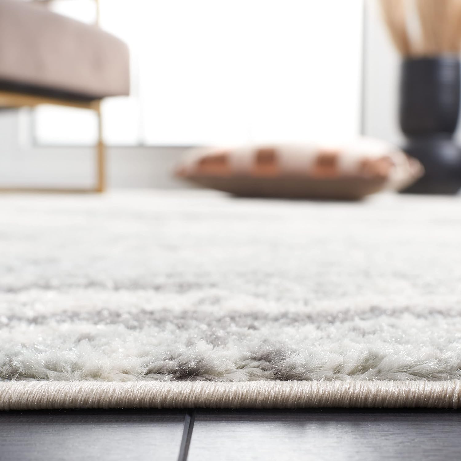 SAFAVIEH Area Rug 9x12 - Tulum Collection - Large - Ivory & Grey, Modern Abstract Design, Non-Shedding & Easy to Clean, Ideal for Living Room, Bedroom, Dining Space (TUL276C)