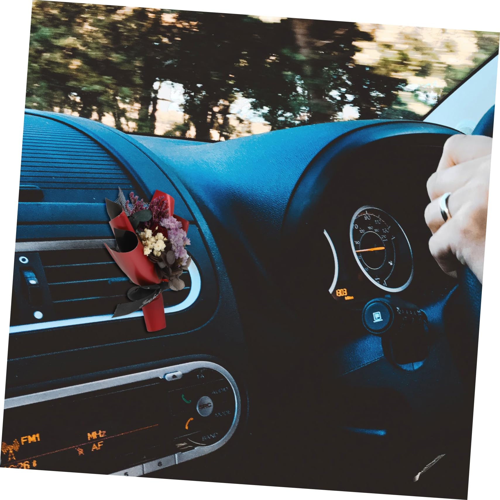 ULTECHNOVO 5pezzi Diffusore Per Auto Clip Con Fiore Di Decorazione Per Interni Auto Accessori Profumati Per Ventilazione Facile Da Installare e Resistente Design Elegante