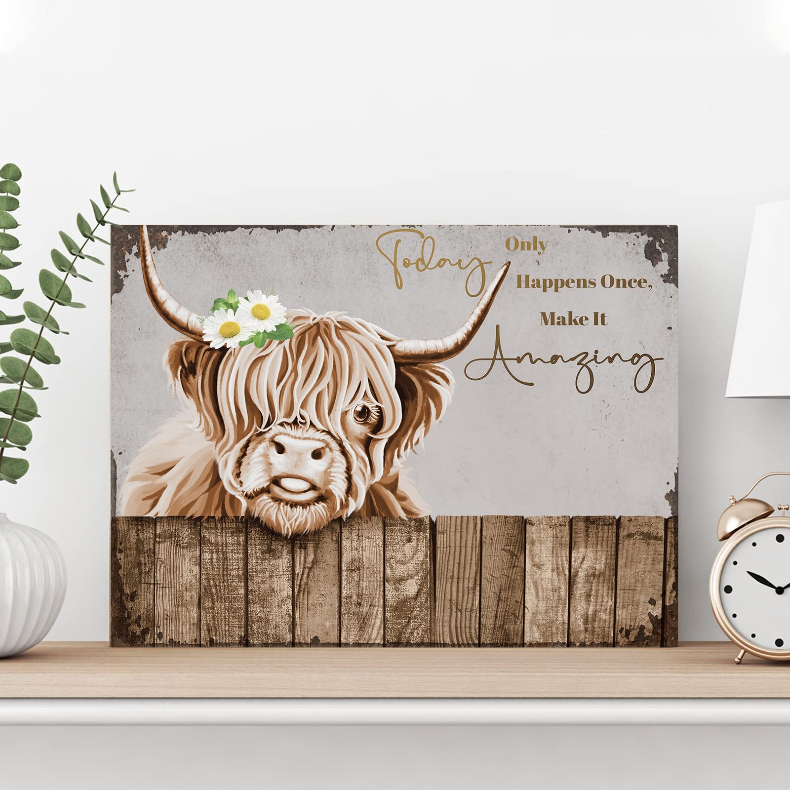 Wandbild Hochlandkuh Mit Weihnachtsmütze – Gerahmte Leinwand, Festliche Deko Für Zuhause