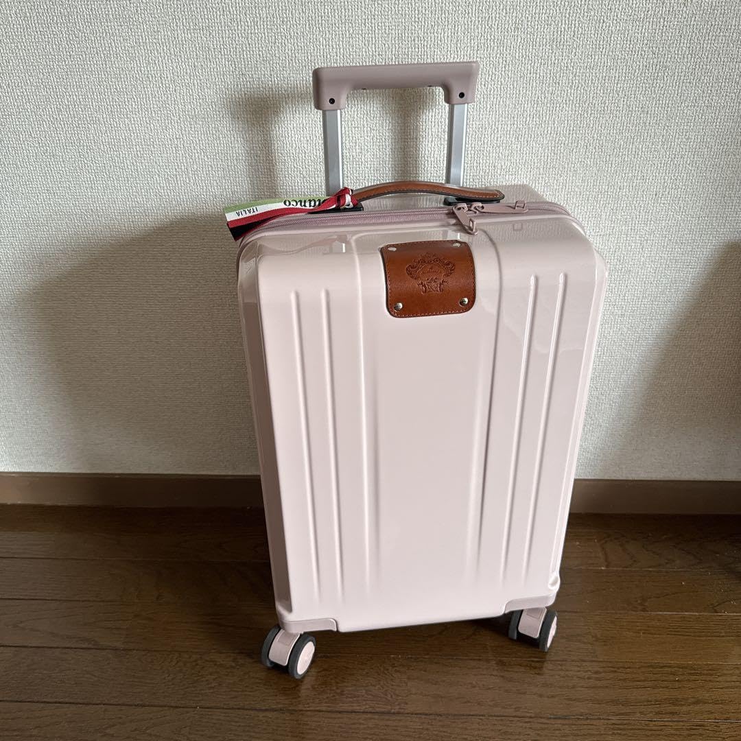 オロビアンコ　薄ピンク キャリーケース34L レザーラベル付き Amazon.co.jp: オロビアンコ 薄ピンク キャリーケース34L レザーラベル