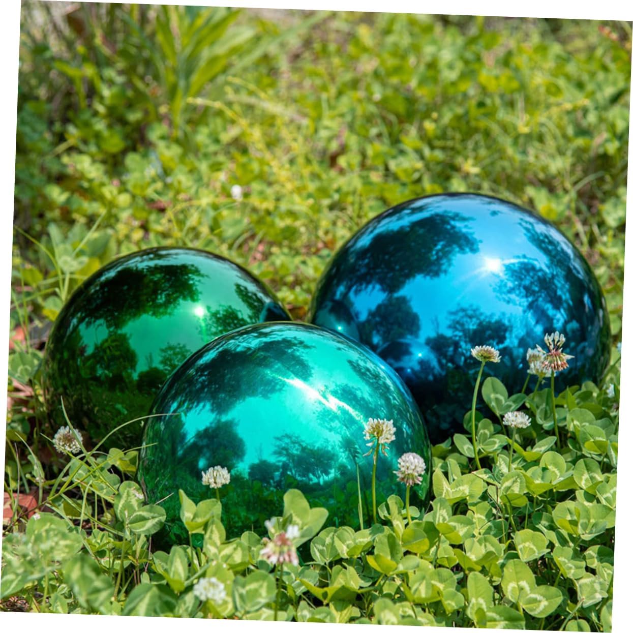 Abaodam Stainless Steel Gazing Ball Reflective Garden Decor Polished Mirror Finish 12-inch Outdoor Sphere for Yard Ornaments and Garden Decoration