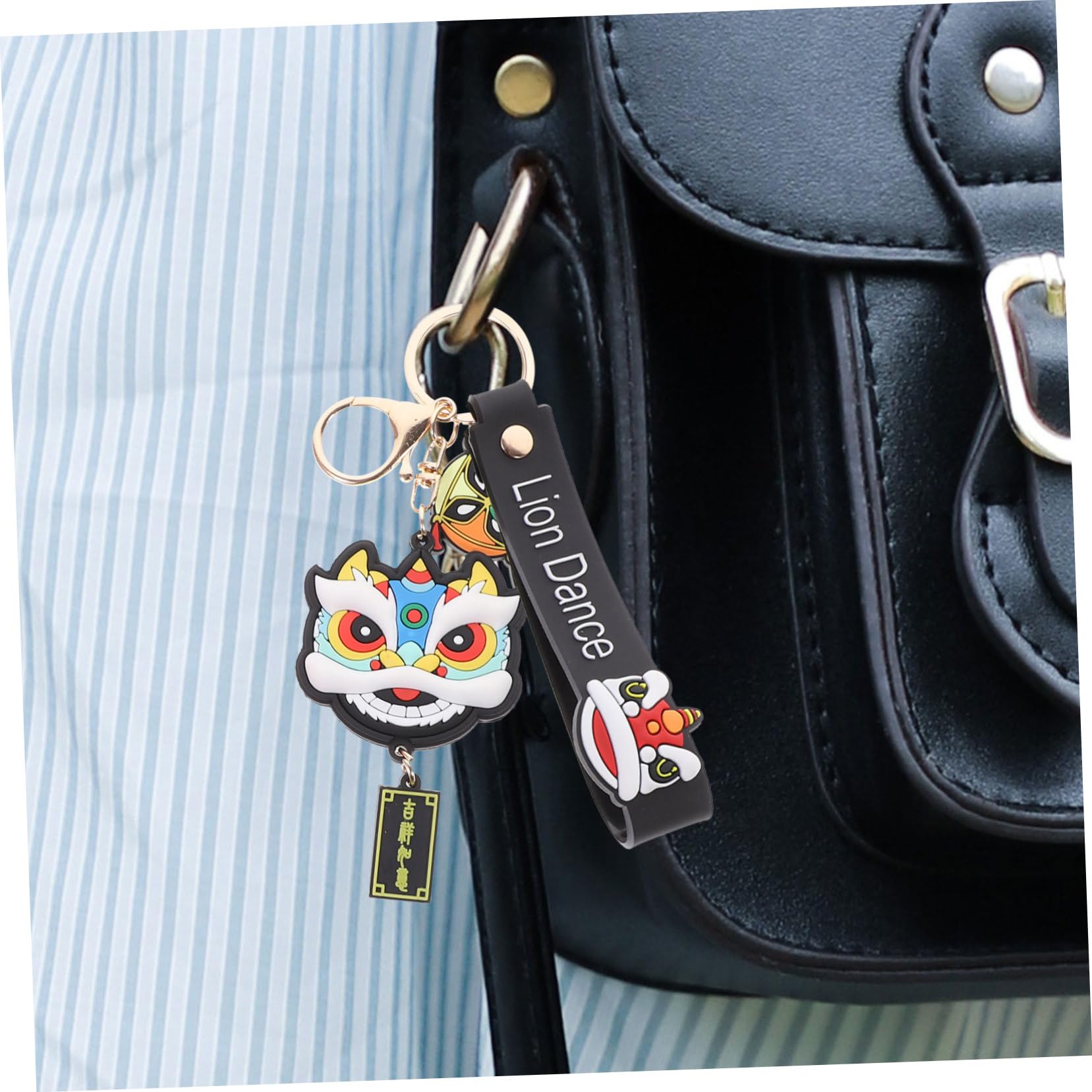 SHERCHPRY 8 Piezas llavero bolsa colgando decoración amuletos de llaves tradicionales chinos del bolso del coche key ring Decoración de mochilas Colgante de coche gel de sílice