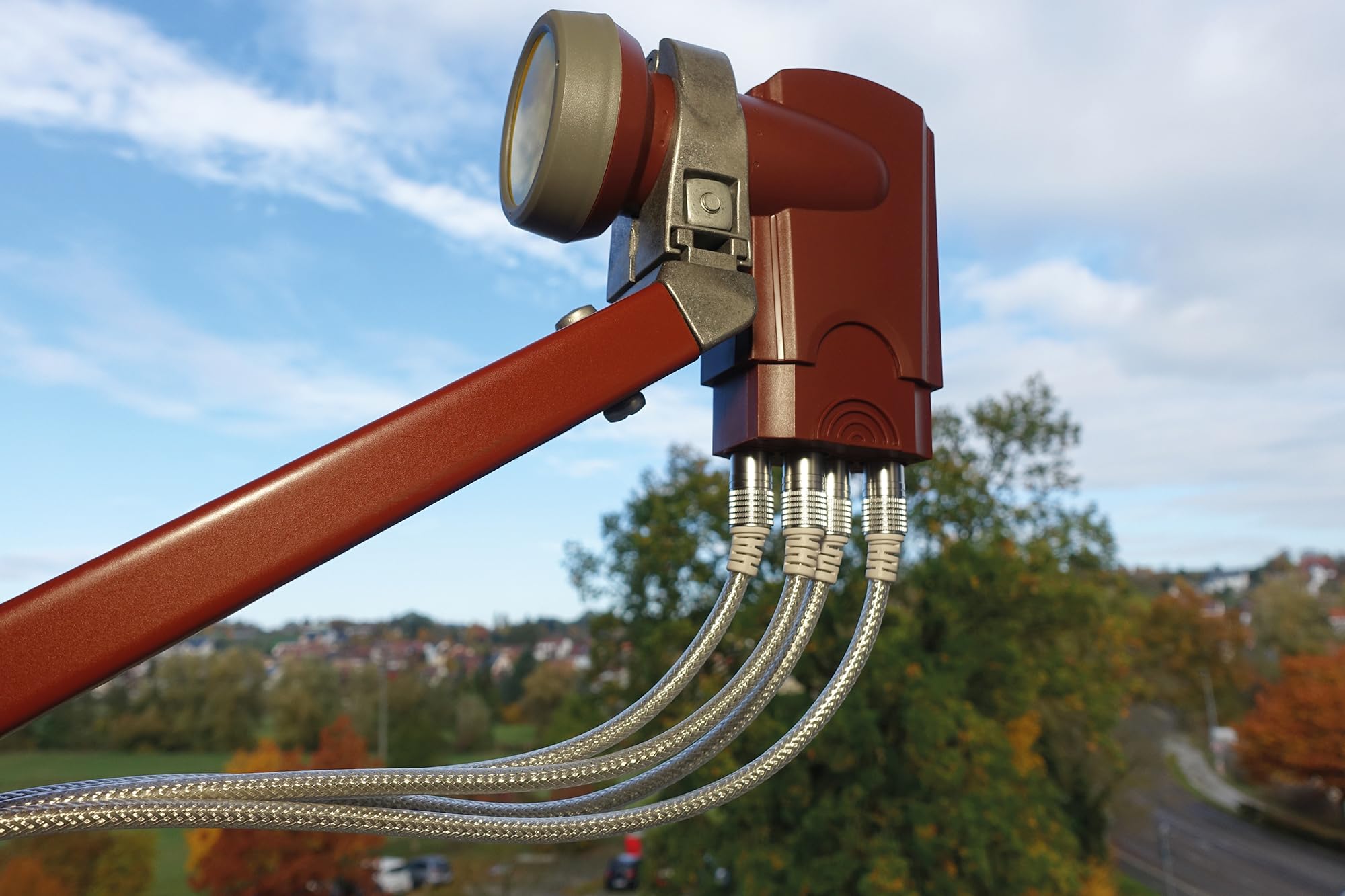 Schwaiger Quattro LNB 40mm Sun Protect Ziegelrot