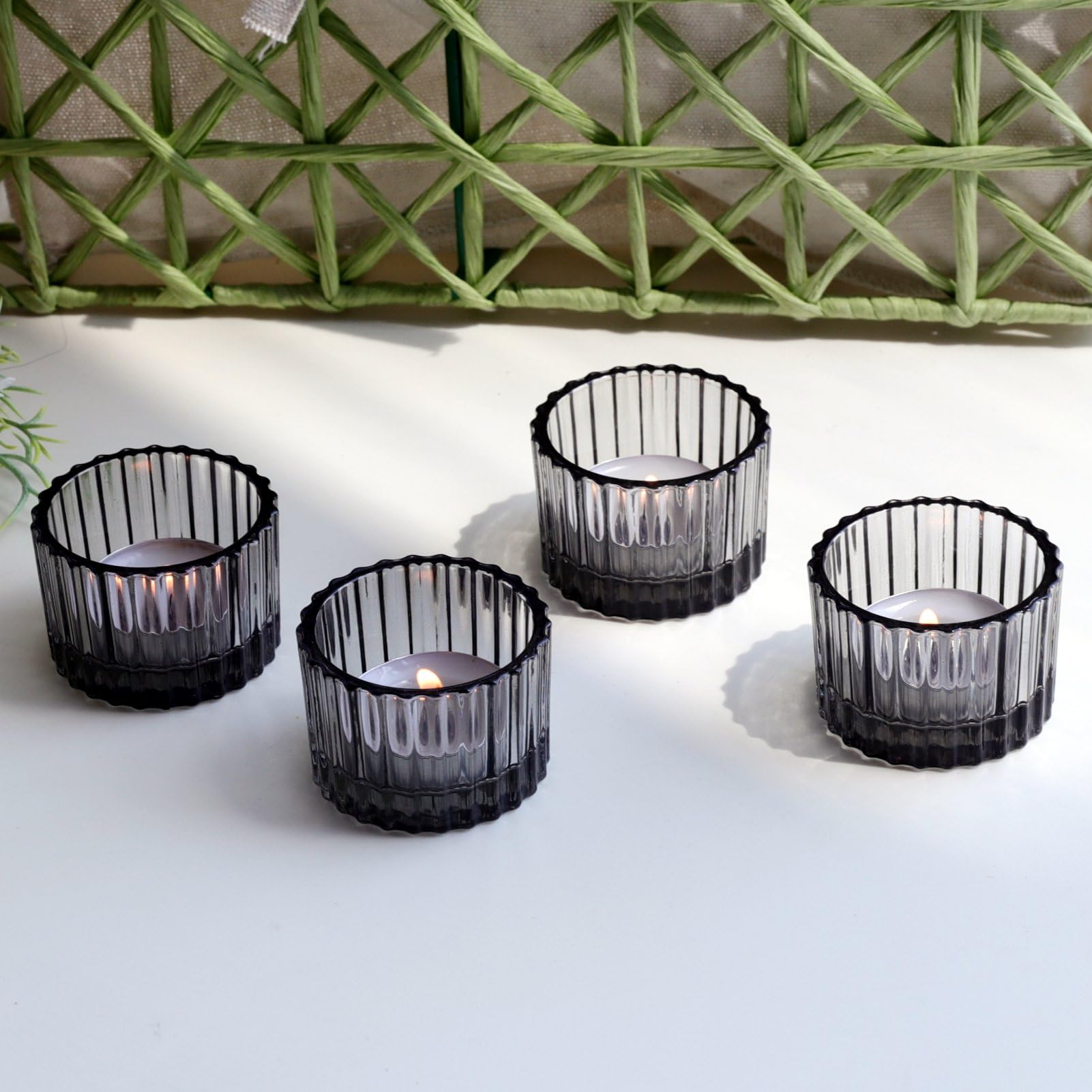 VOHO Lot de 12 photophores classiques gris pour décoration d'intérieur moderne, en verre côtelé, cadeaux pour Thanksgiving, vacances, petits bougeoirs votifs pour fête d'anniversaire