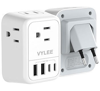 多国通用旅行插头转换器，带4个AC插座和4个USB端口