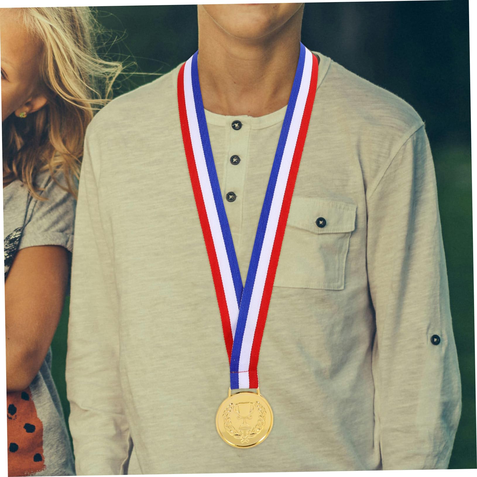 ifundom 24stücke Medaillen Für Sportwettkämpfe Kindergeburtstag Goldmedaillen Mit Band Auszeichnungen Für Besondere Leistungen Dekorative Medaillen Für Feiern Und Wettbewerbe