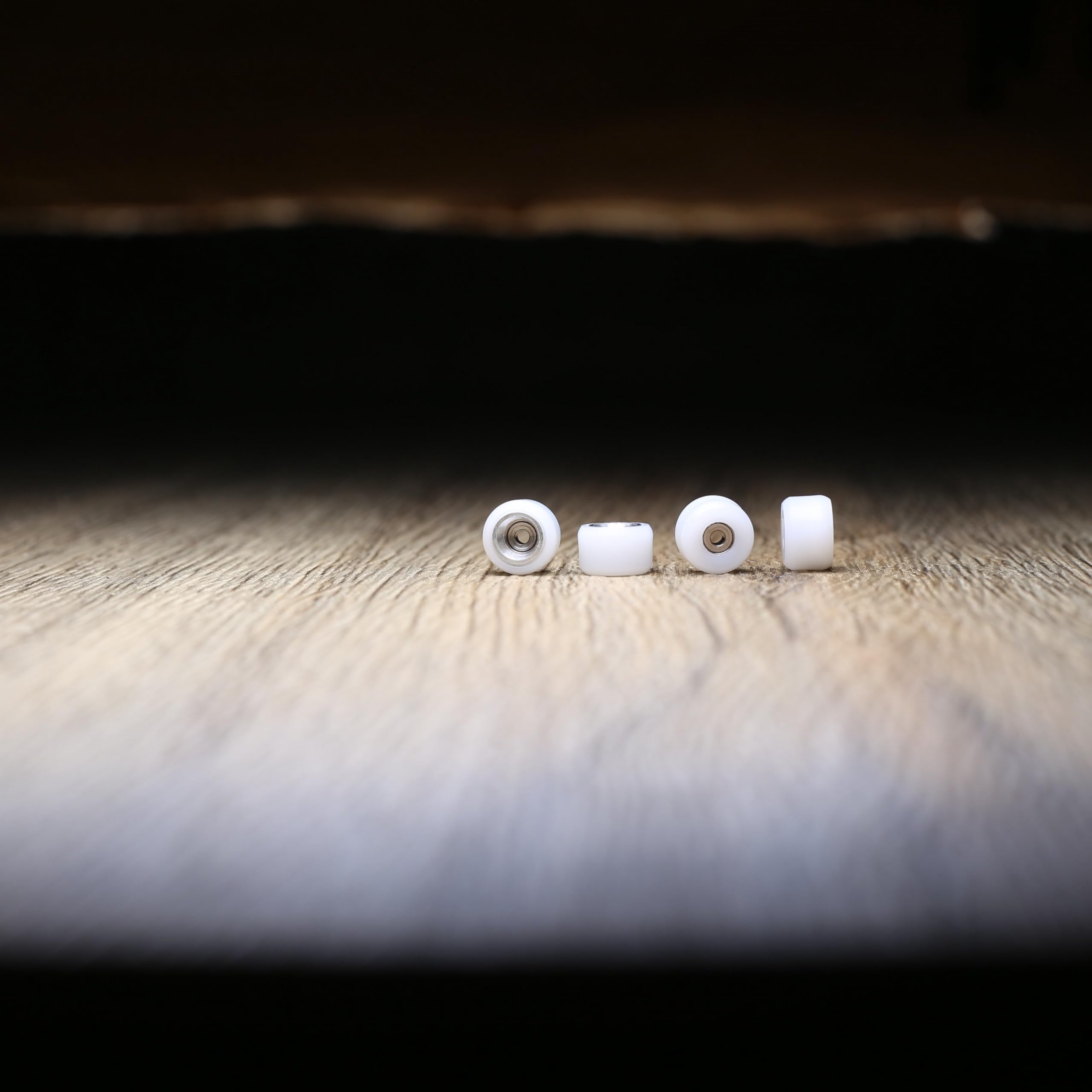 Noahwood Fingerboard LongSpin Pro Wheel Finger Skateboard Extreme Sports Durable skid Strong Grip Handmade Outperform Polyurethane 7.62mm Twin Sheel White-Silver Wheel