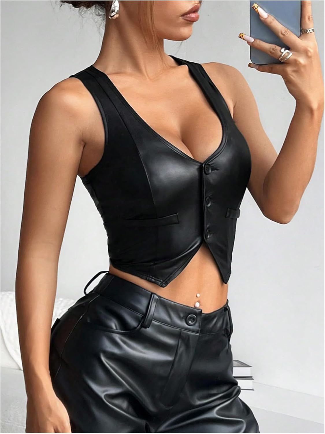 Floerns Women's Sleeveless V Neck Button Front Faux Leather Waistcoat Y2k Crop Tank Top - Image 4
