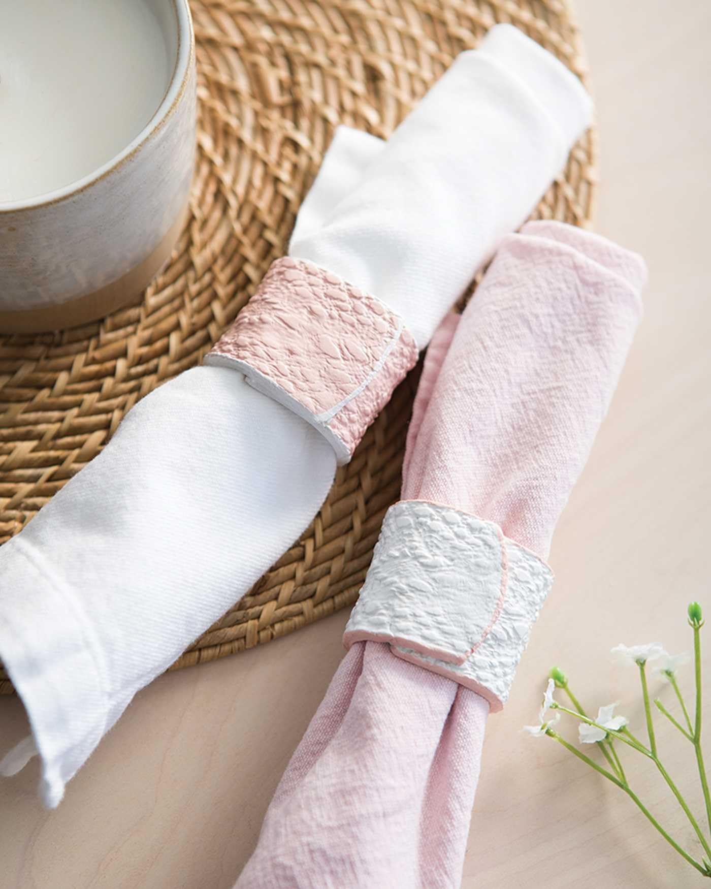 Artisan Air-Dry Clay: The Beginner’s Guide to Easy, Inexpensive & Stylish No-kiln Pottery