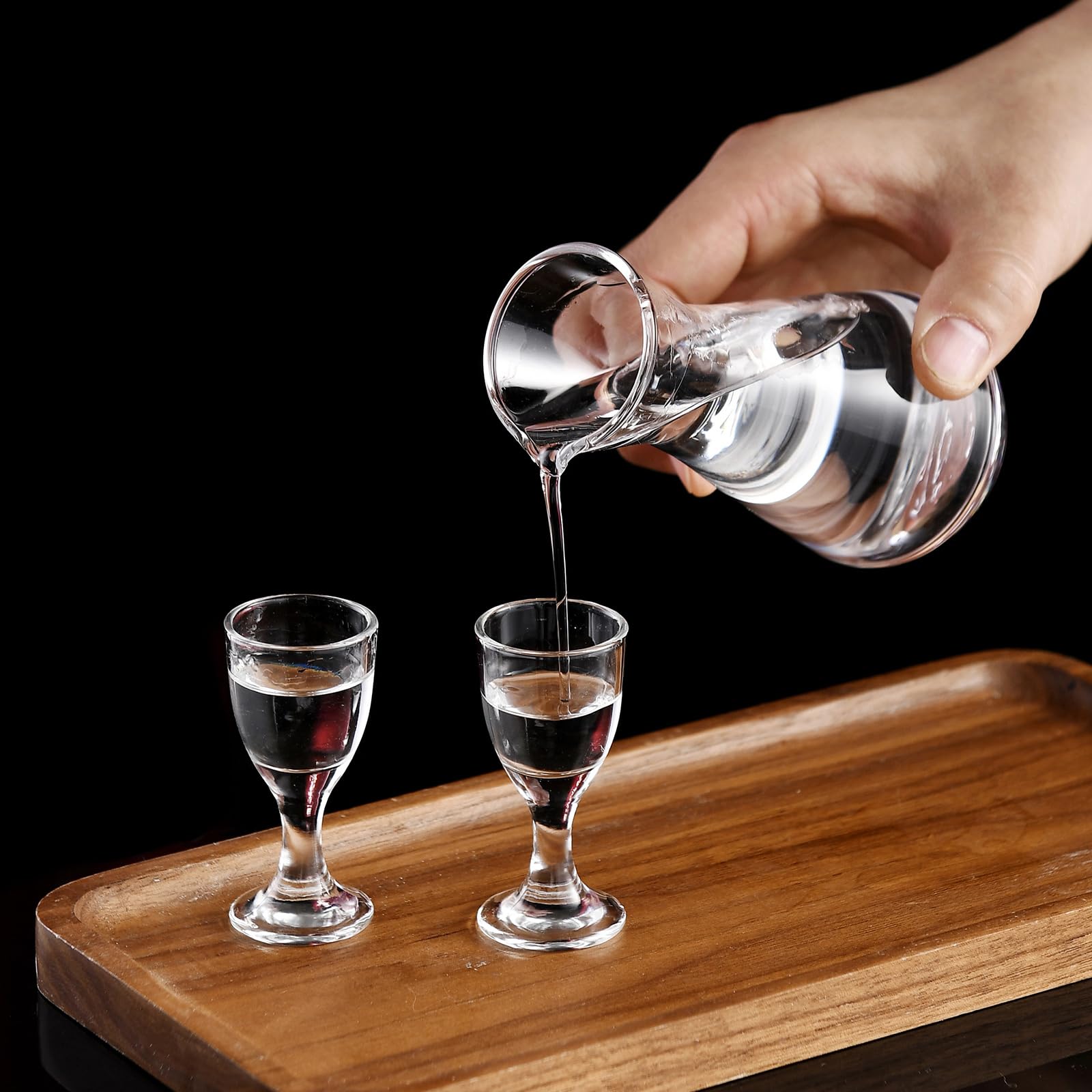 Aazon.co | 15 Pack Ini Carafe Decanter, Single Serving Glass Carafe - View #4