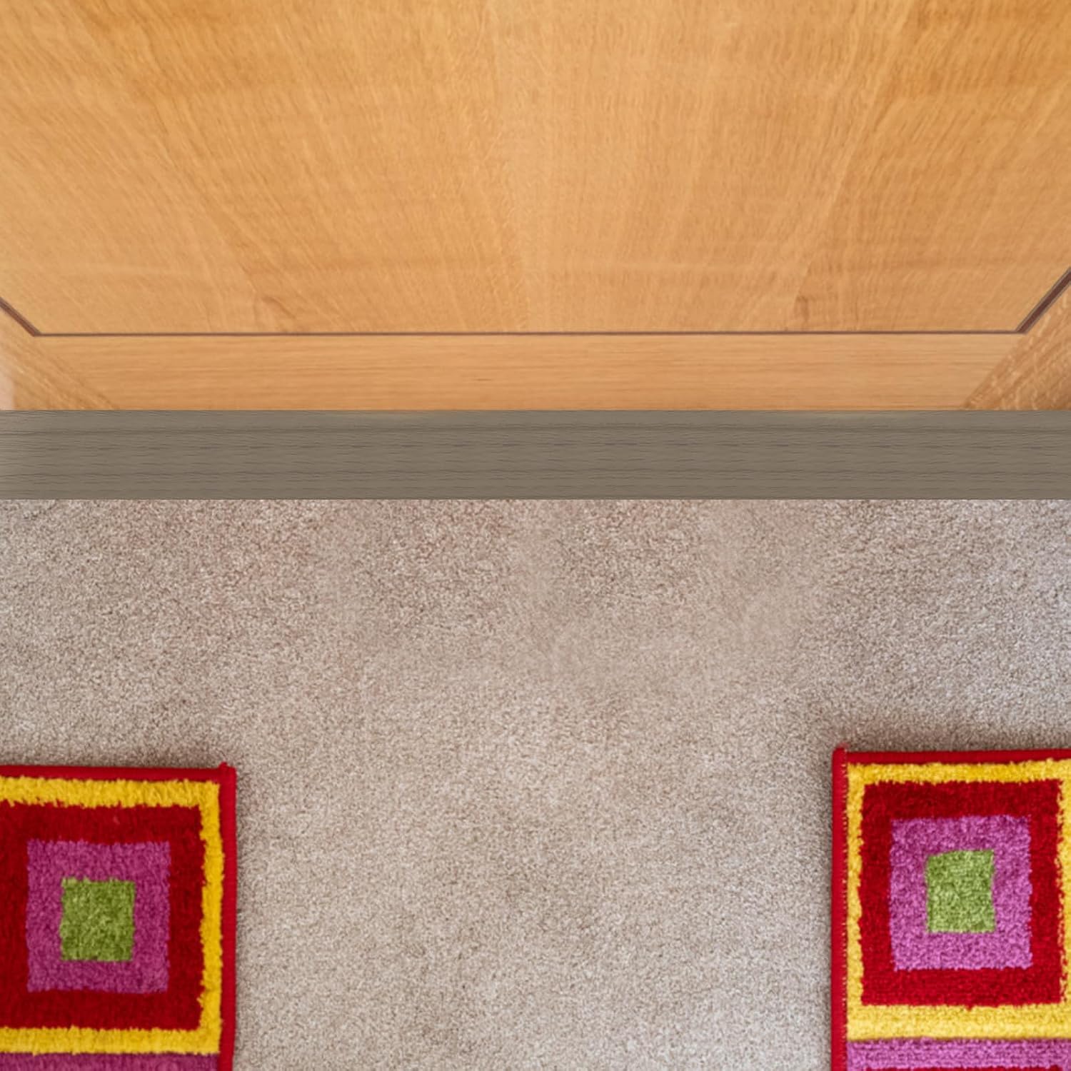 Unomor Self Adhesive Floor Transition Strip for Doorways, 1m Gray Wood Grain Flat Edge Trim, PVC Threshold Molding for Carpet to Wood and Tile Flooring
