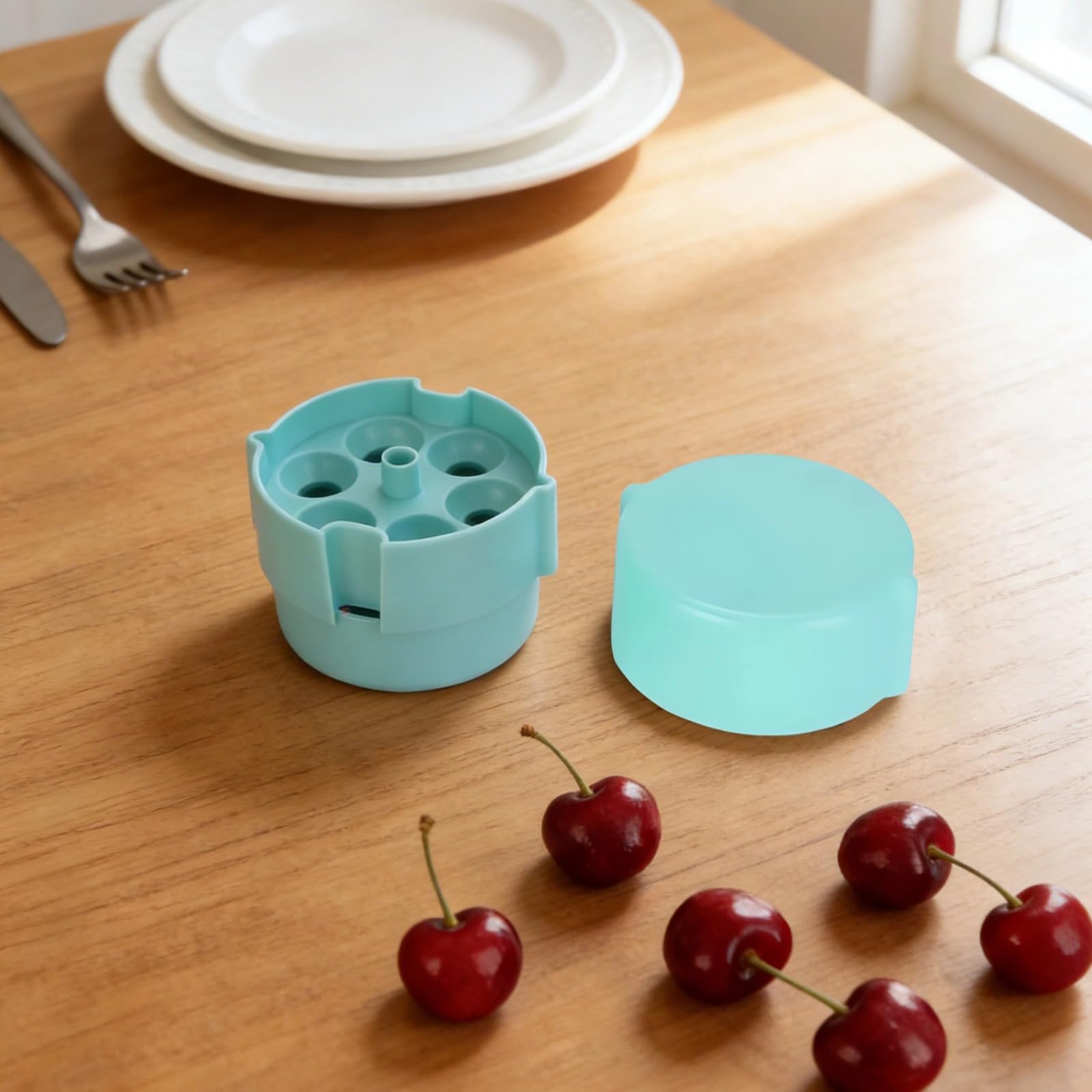 2 Stk. Kirschentkerner-Set, handlicher Kirschentkerner in Eisblau mit verlängerter Federstange, Olivenentkerner für eine Hand, kompakt aus Kunststoff, schneller Auswurf für die Küche