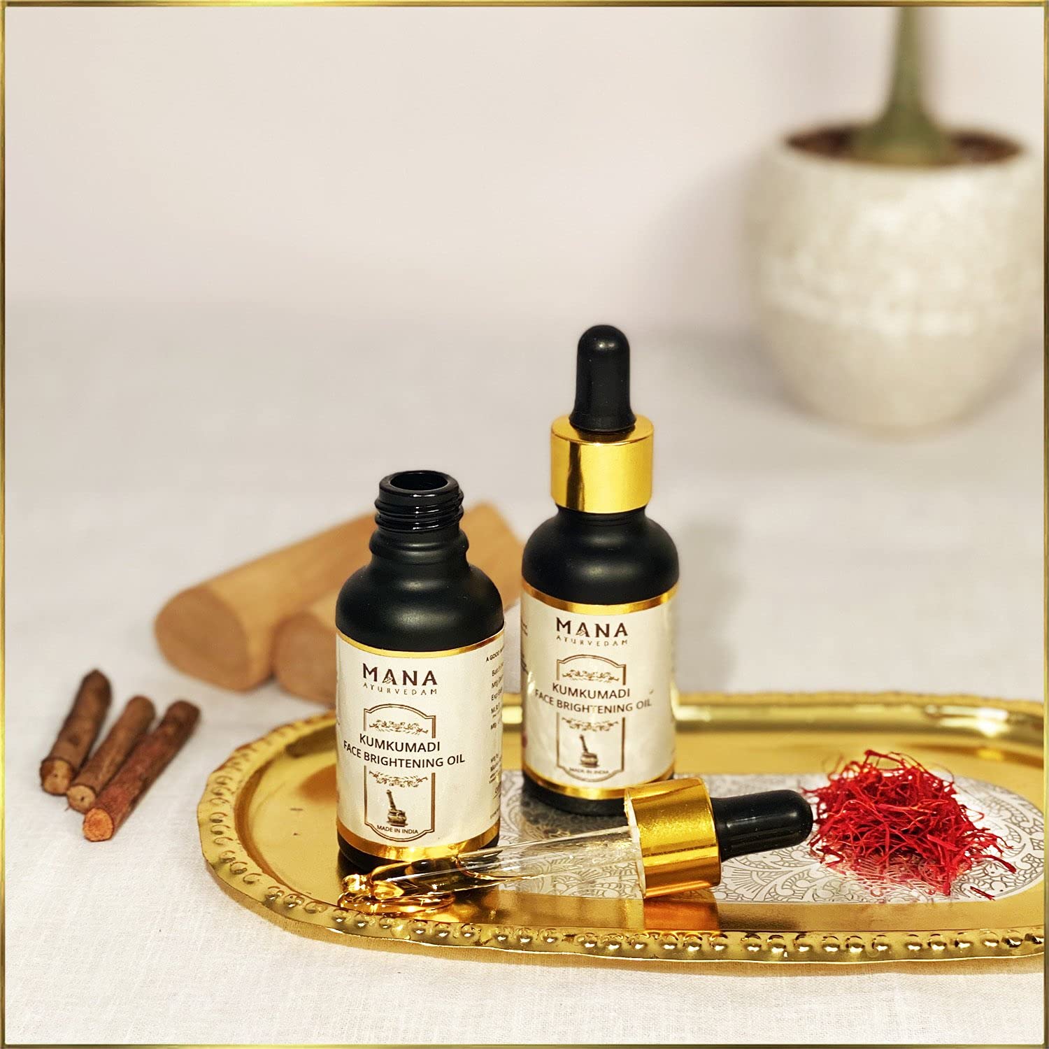 MANA AYURVEDAM KUMKUMADI FACE BRIGHTENING OIL | Removes Dark spots | Flawless skin | 30ml