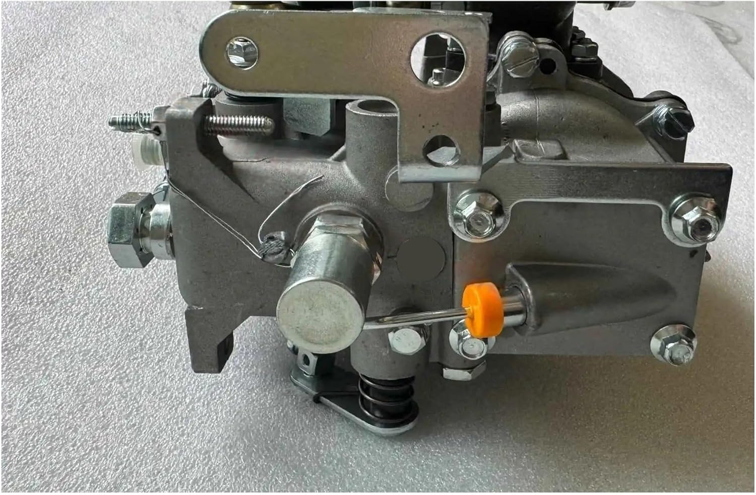 Compatible For Fengshou NJ385 Fuel Injector Pump, Fuel Injection Pump, Compatible For Fengshou Lenar LE274 / LE254 Tractors With NJ385 Engine, Fuel Pump