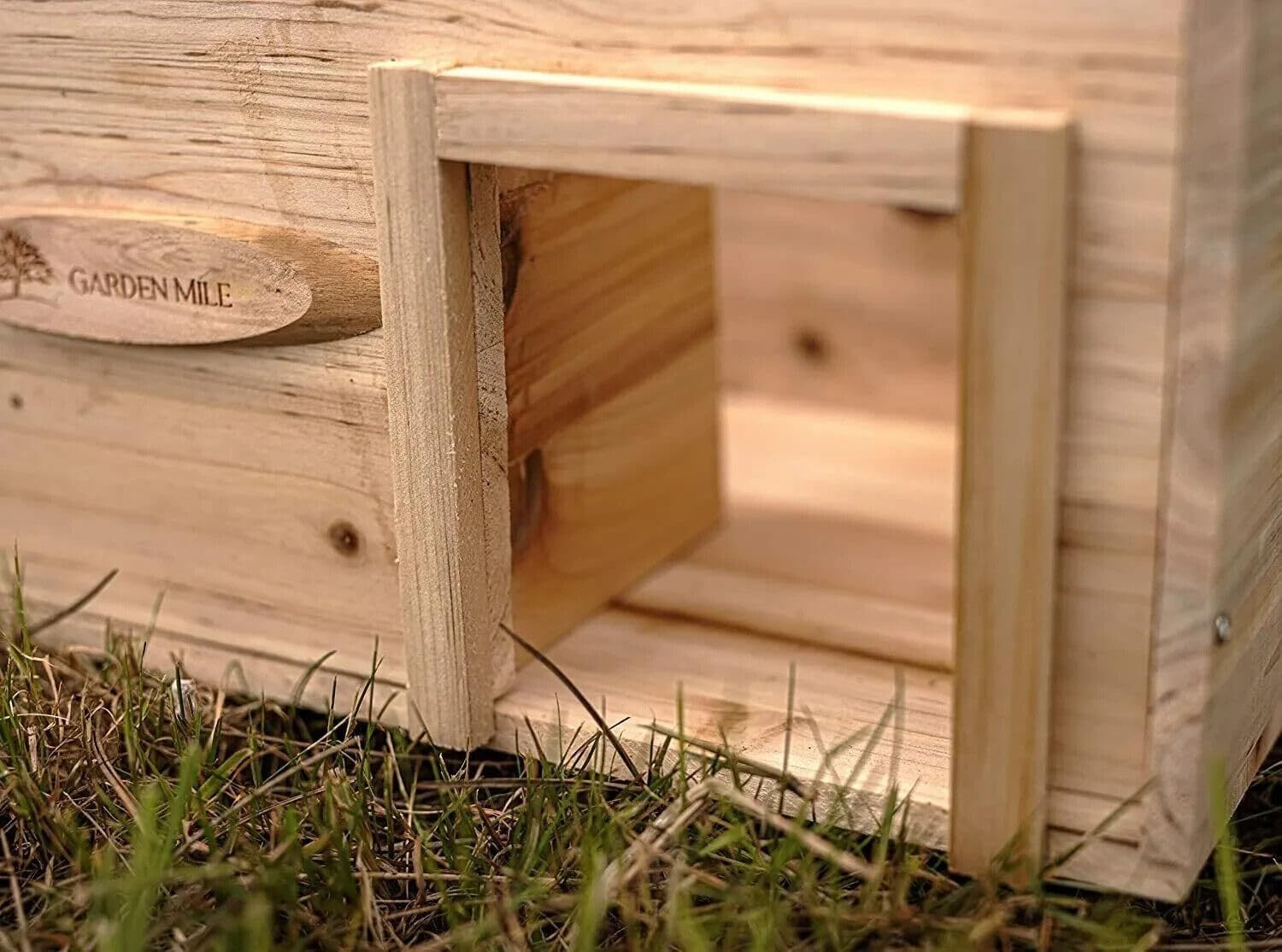 Garden Mile Habitat per riccio hibernation shelter durevole in legno a prova di predatore stazione di alimentazione casa tetto in legno giardino fauna selvatica