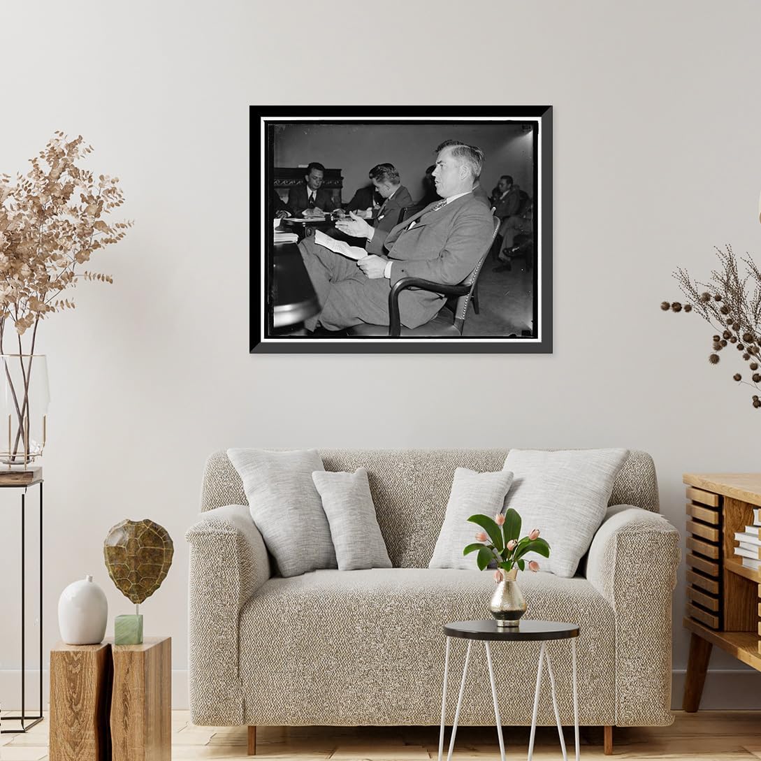 Wallace endorses new AAA. Washington, D.C., May 28. Appearing before the House Agricultural Committee today, Secretary of Agriculture Henry A. Wallace flatly endorsed the proposed act Agricultural...