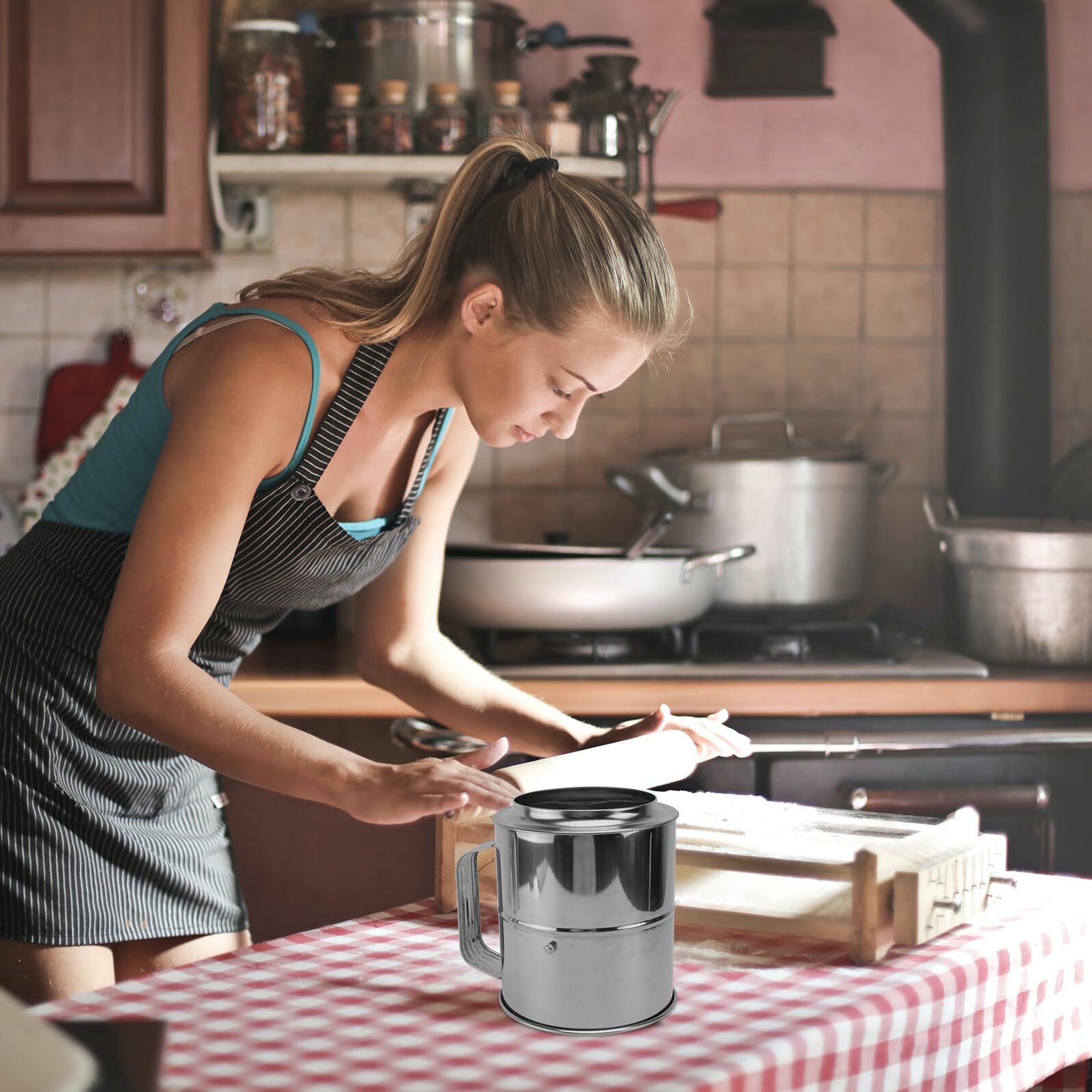 Angoily Einhand Mehlsieb aus Edelstahl Feinmaschig zum Bestreuen von Mehl und Puderzucker Leicht und Robust für Backen zu Hause