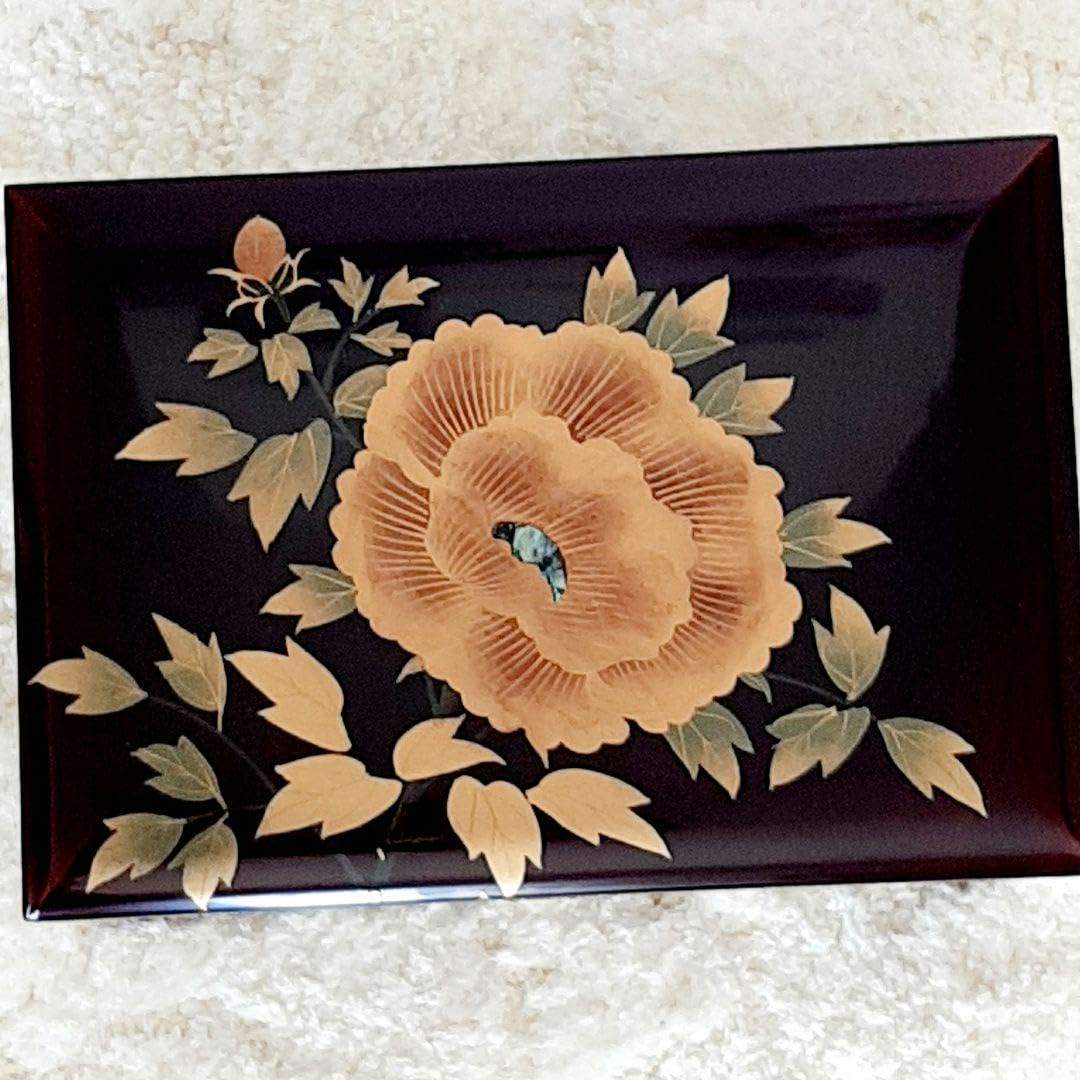 レトロ 漆器 宝石箱 オルゴール鍵 鏡 牡丹 蒔絵/昭和 木製アンティーク螺鈿 Amazon | 木曽漆器 城取うるし工芸 高級宝石箱 オルゴール 鍵 鏡