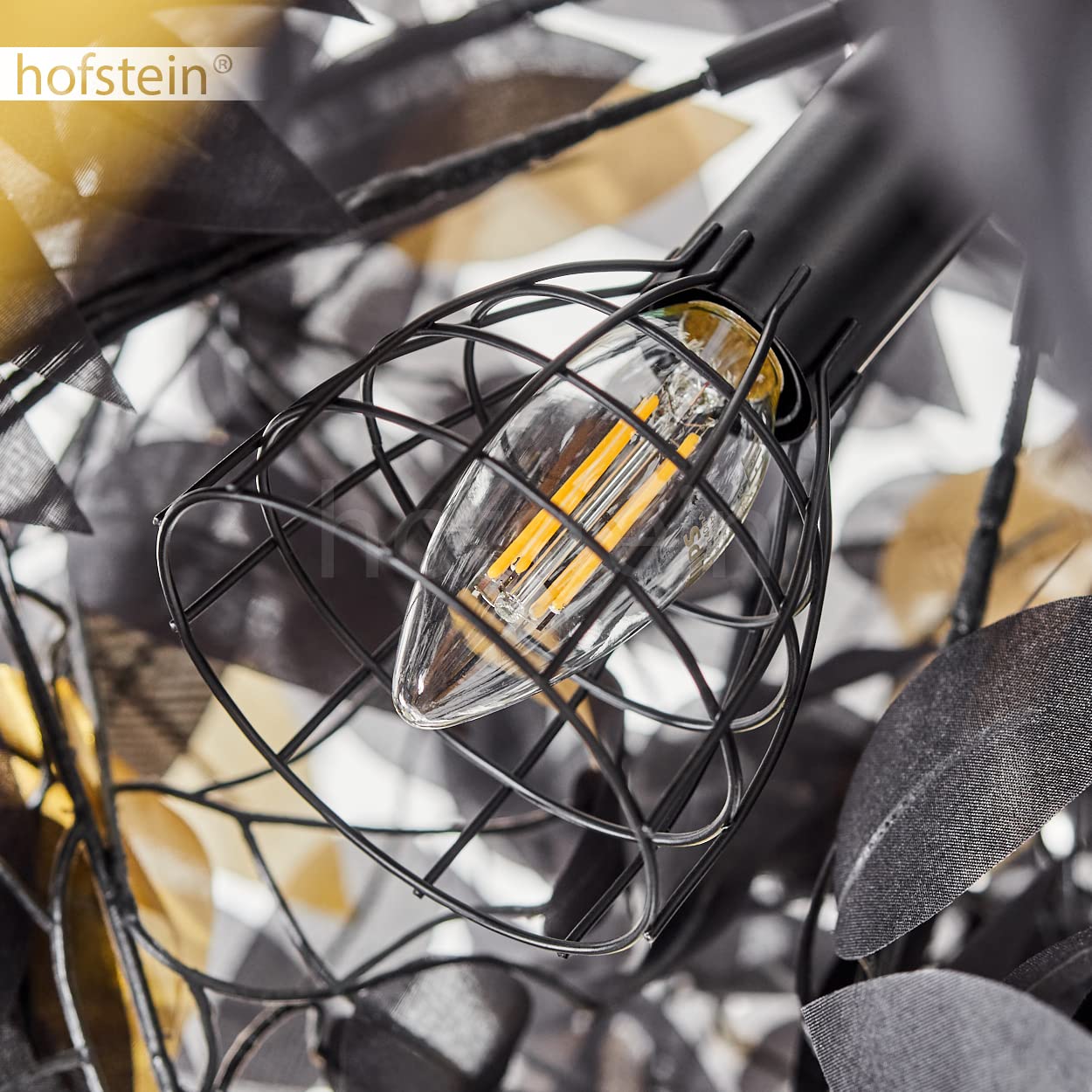 Lampa podłogowa Kallax, wykonana z metalu/plastiku w kolorze czarnym/złotym, z kloszem w optyce liścia, wysokość 190cm, z włącznikiem nożnym na kablu i efektem świetlnym, 3xE14, bez żarówek