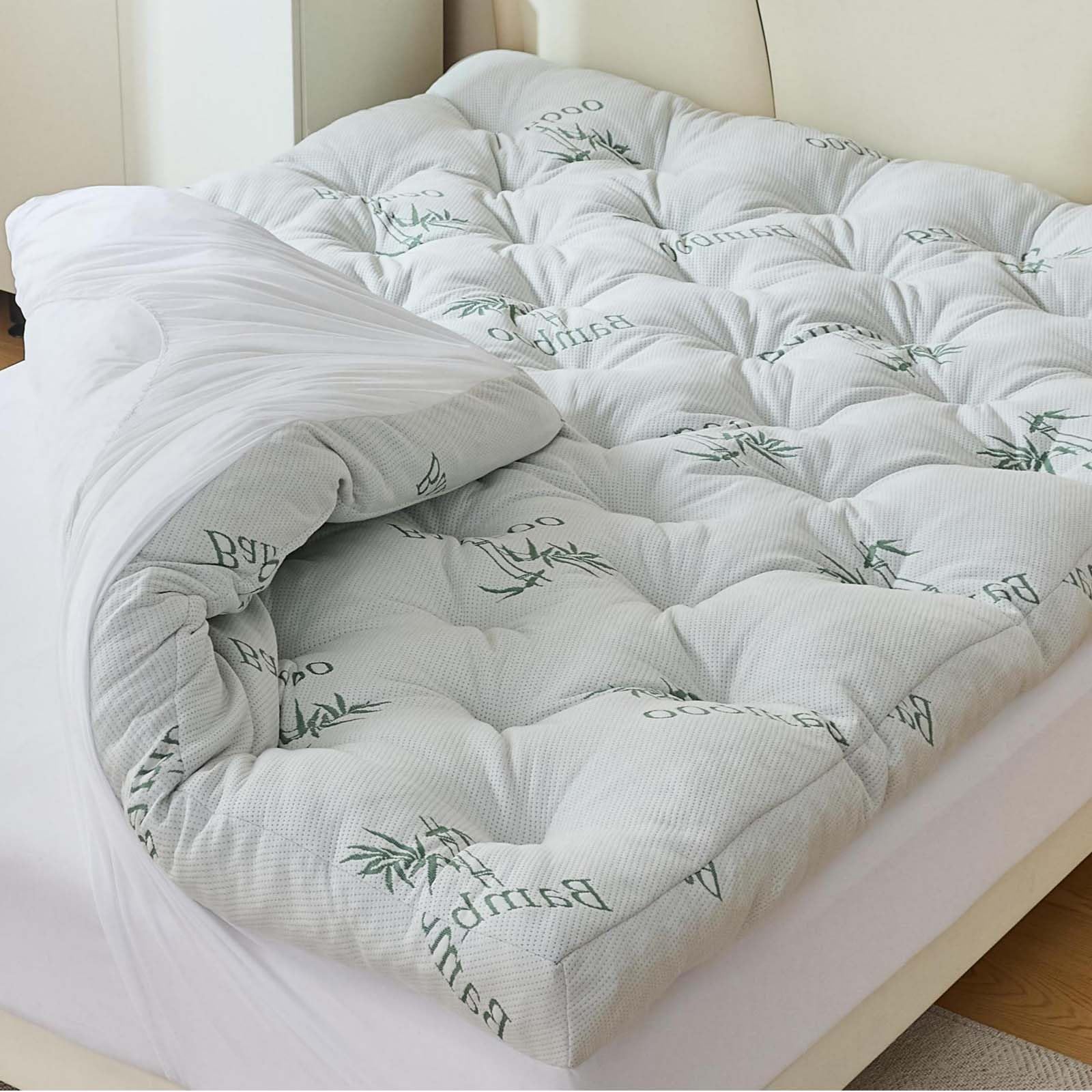 Whatsbedding Memory Foam Mattress Topper