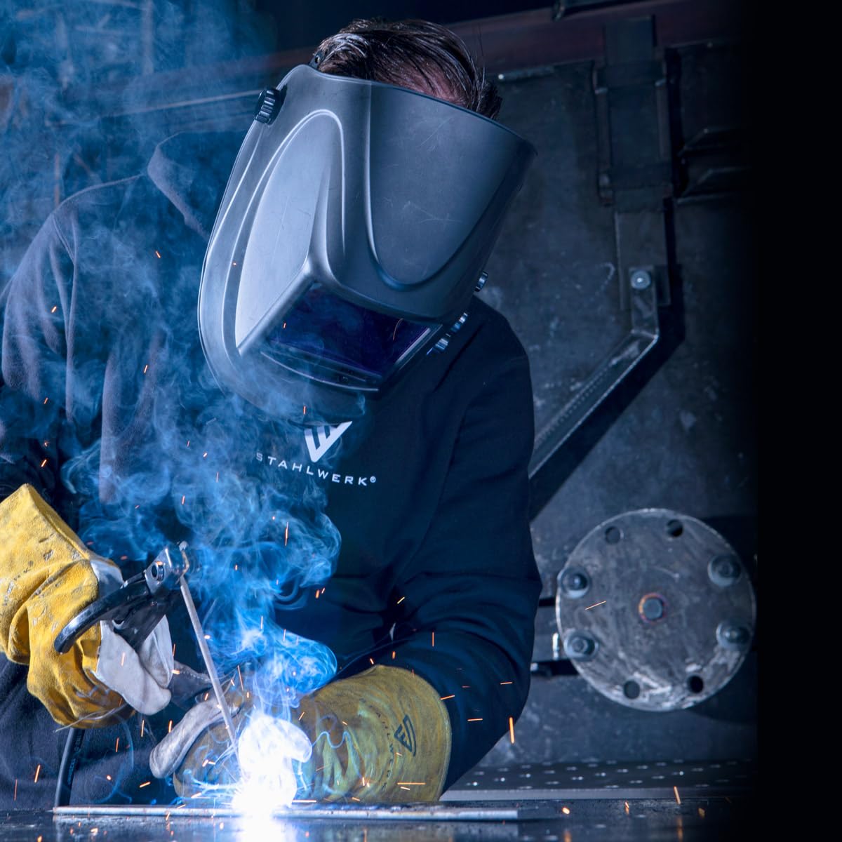 STAHLWERK Elektroden-Schweißgerät ARC 200 Synergic Pro Digital – MMA (E-Hand) bis 200 A, Schweißen ohne Schutzgas, Lift-TIG Inverter, Hotstart, Antistick-Funktion, Smartkühlung & Überhitzungsschutz