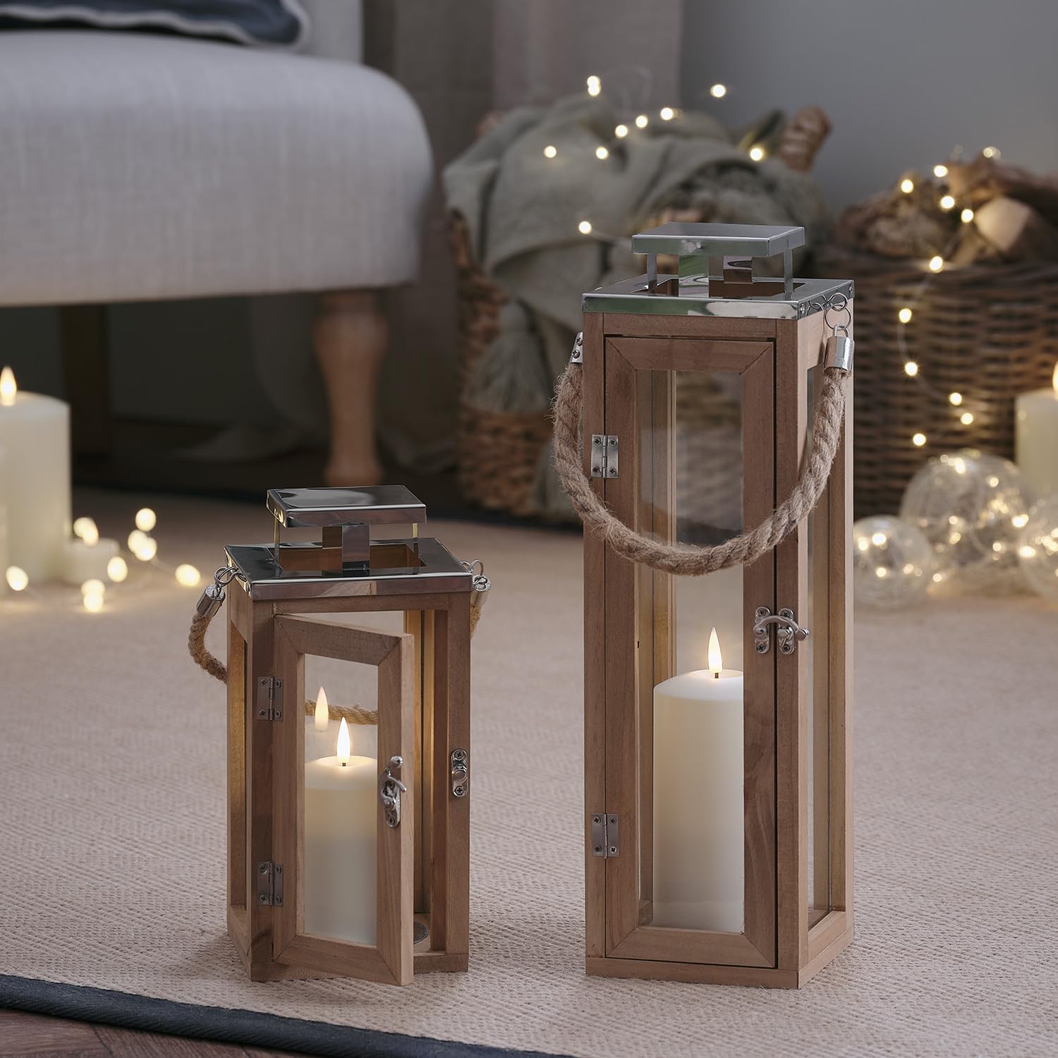 Lights4fun Amber Led Set Of 2 Nautical Wooden Decorative Battery Operated Led Candle Lanterns With Rope Handle
