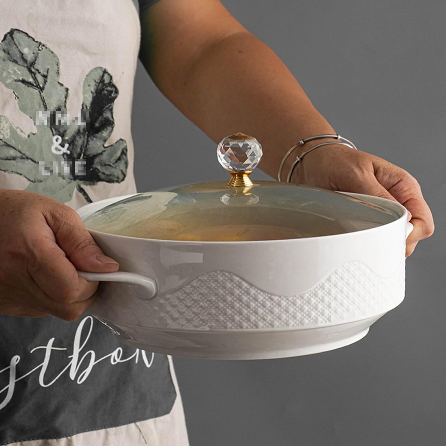 Ceramic Soup Tureen with Glass Lid White Porcelain Serving Soup Bowls for Restaurant Home Kitchen Decoration Large Ceramic Covered Tureens with Ceramic Ladle