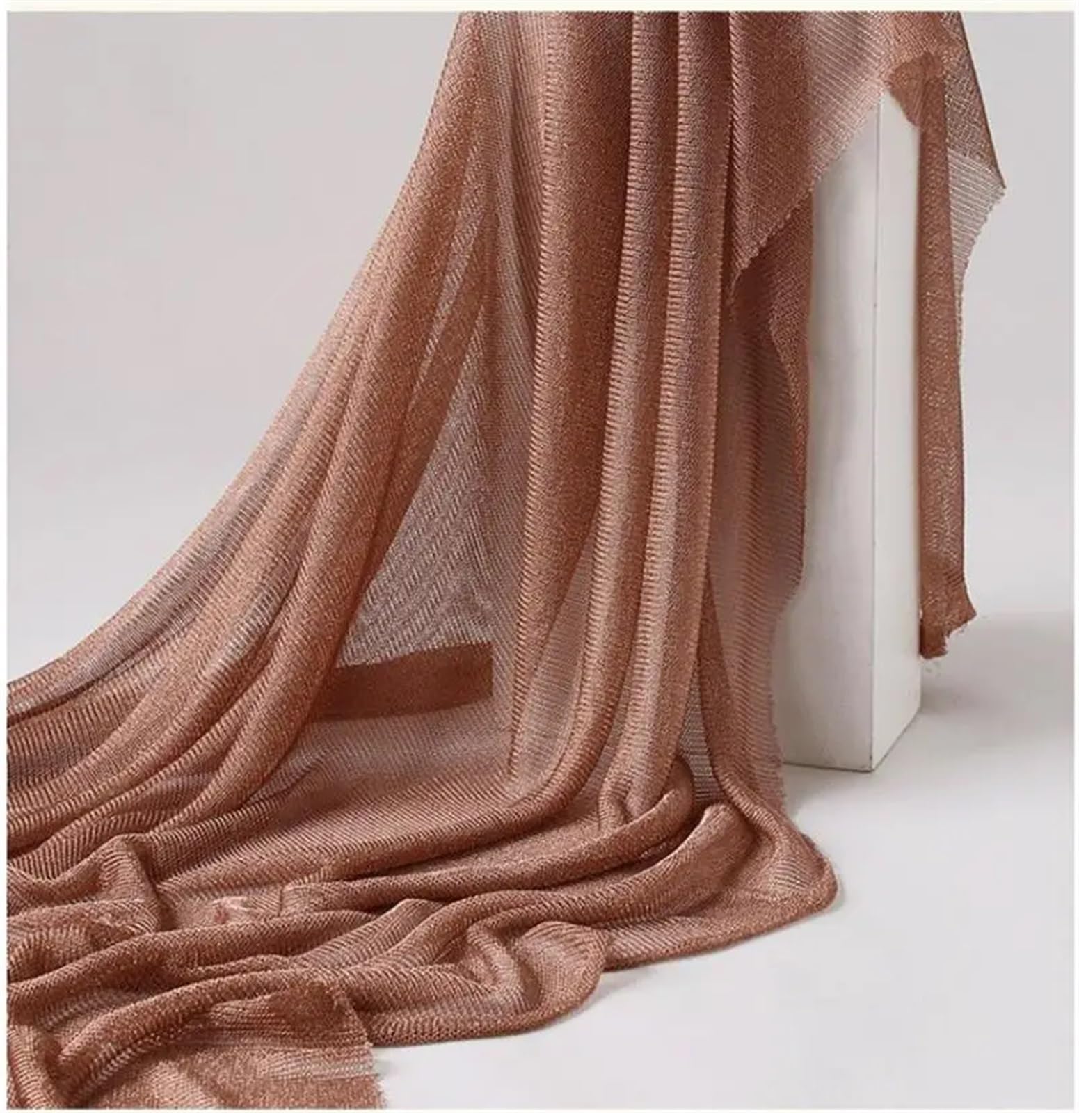 Tela de Malla Tejido de red punto con textura metal ligero for confección vestidos diseño(Silver)