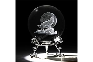 3D Howling Wolf Crystal Ball: A Perfect Wolf Gift for Nature Enthusiasts