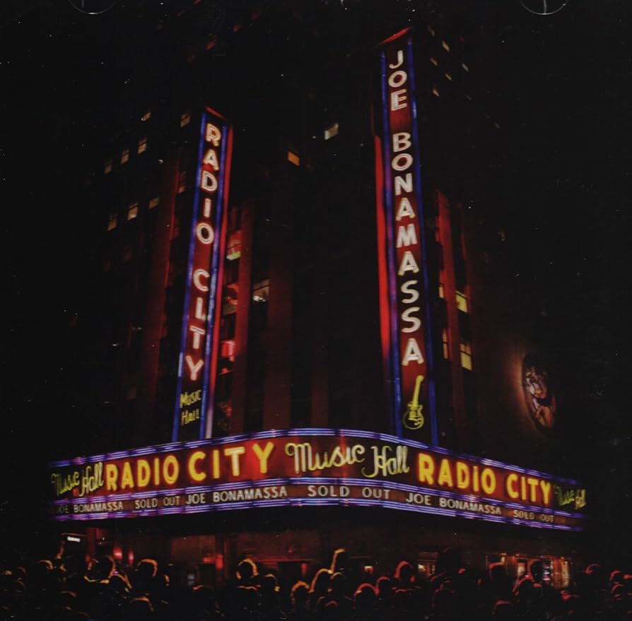 洋楽 live at radio city music hall Amazon.com: Live at Radio City Music Hall [Blu-ray