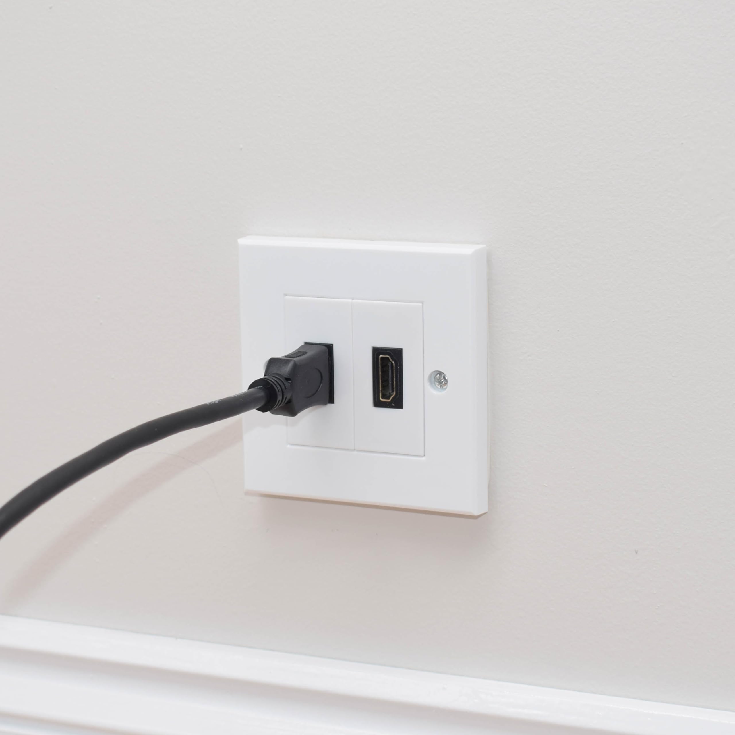 iSynq Dual Port HDMI Single Gang Wall Plate/Faceplate, supports 4K video, includes 2 snap in modules with 20cm Fly Leads - Image 4