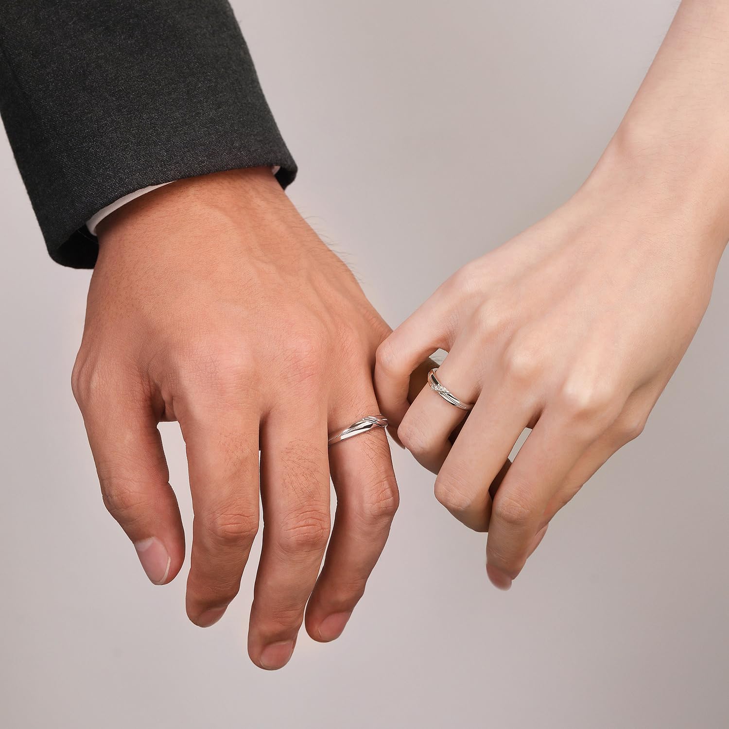 Meissa Bague Couple en Argent 925 – Anneaux Croisés Élégants pour Homme et Femme – Alliances Ajustables avec Détails Finement Sculptés – Cadeau d’Amour, Mariage, Anniversaire