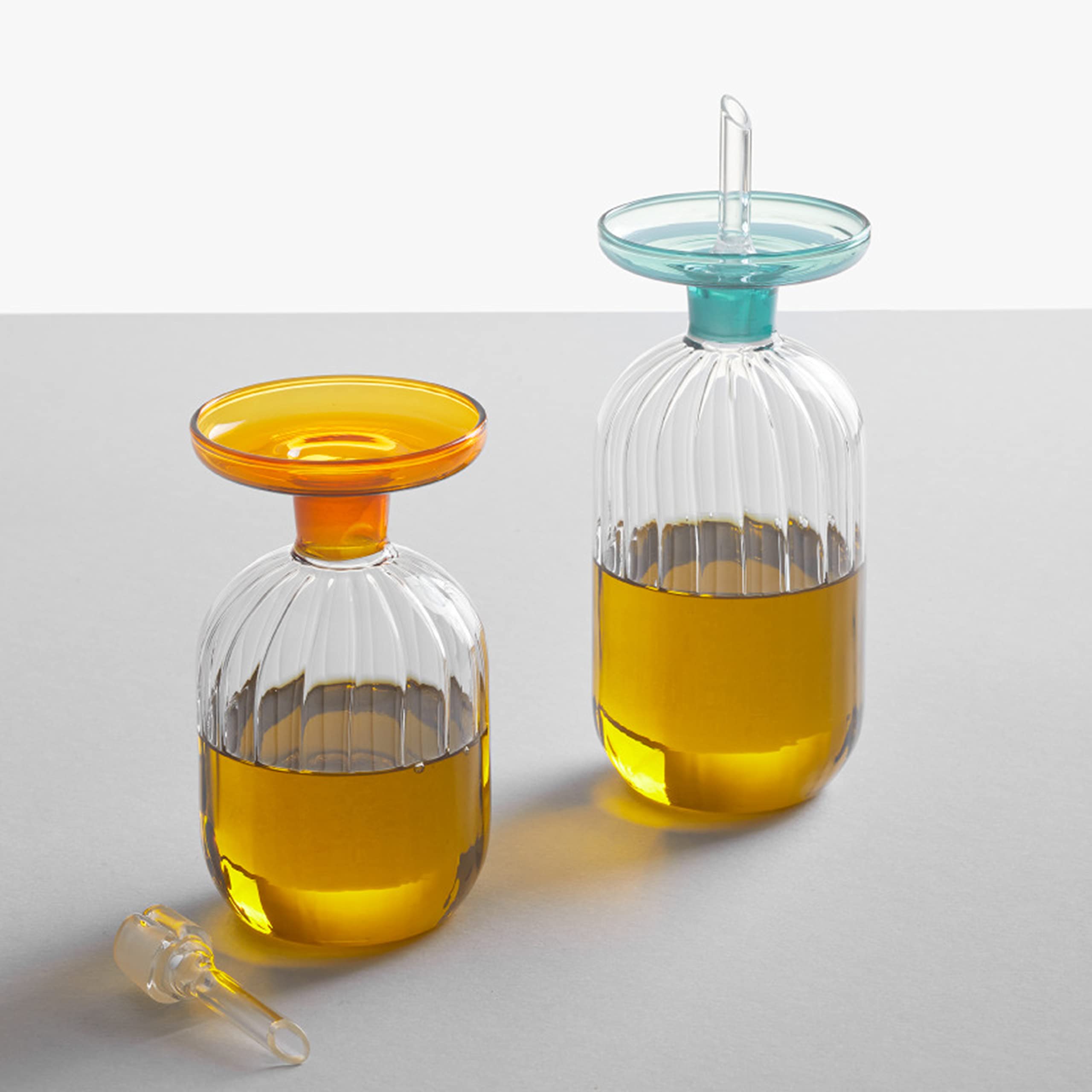 Ichendorf Milano Oliera Alta Lotus - Vetro Borosilicato Fatto A Mano, Design Elegante