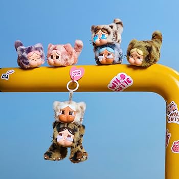 ポップマートCrybaby Wild But Cutie ぬいぐるみ 1セット Amazon.com: POP MART Crybaby Wild but Cutie Series - Vinyl