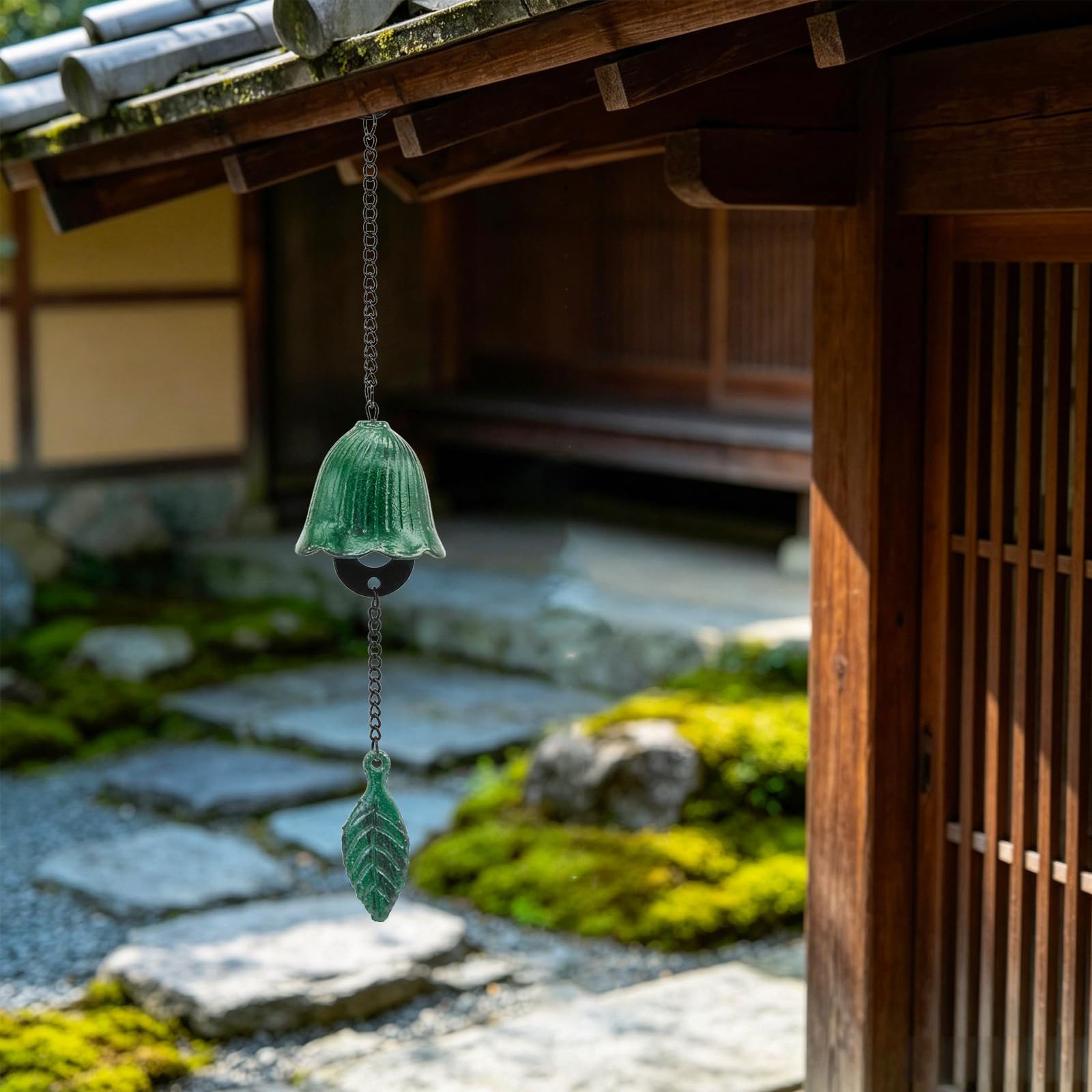 Japanisches Blatt-Windspiel, kleine Windglocke, Anhänger zum Aufhängen im Freien, Gusseisen, Windspiel, Ornament für Segen, Garten, Hinterhof, Heimdekoration (Grün)