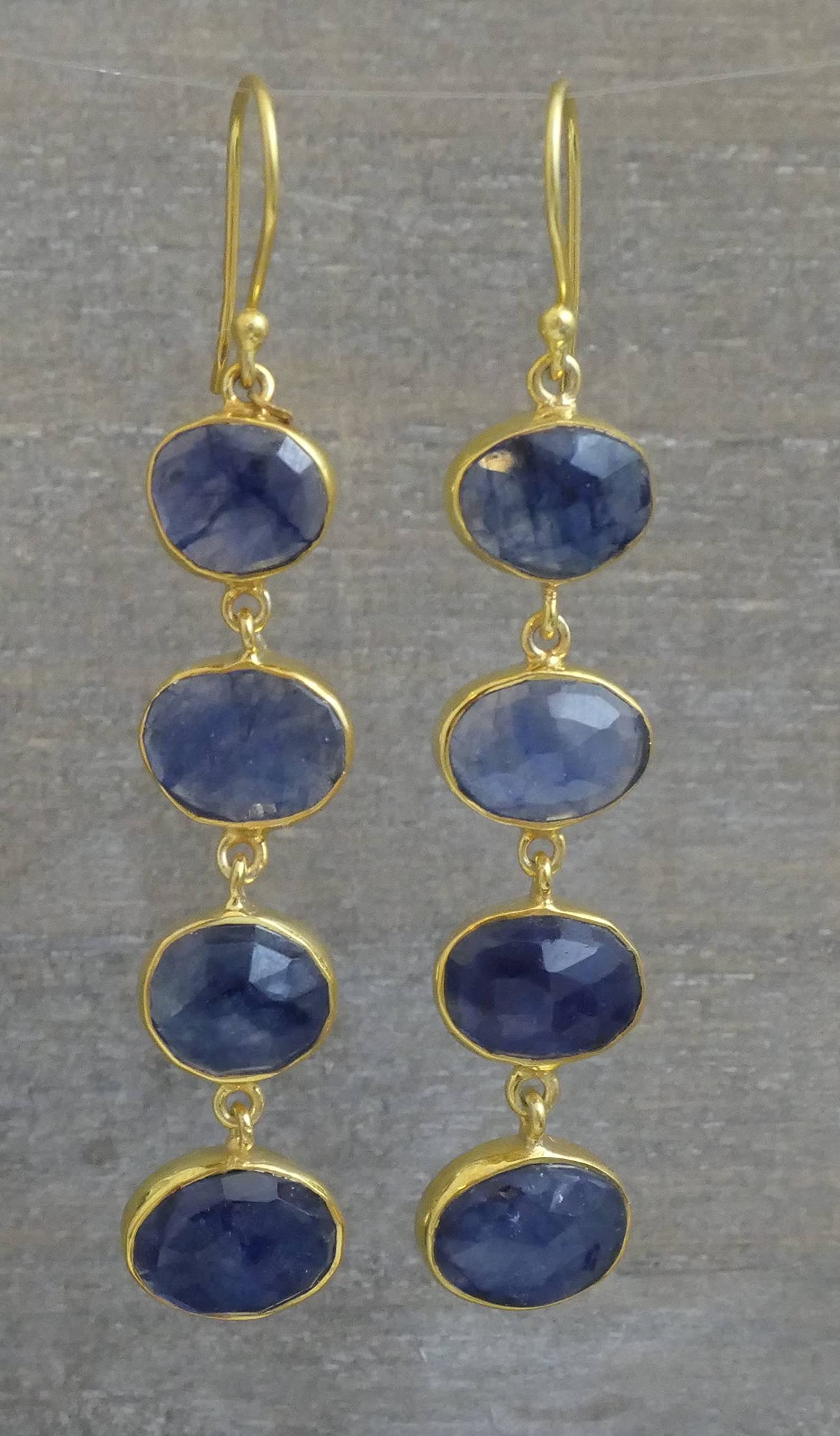 Pendientes de plata de ley con baño de oro de cianita