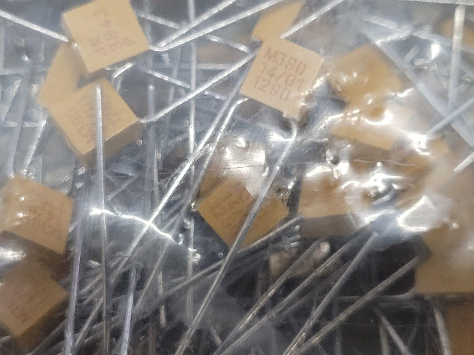 (5 PCS) CKR05BX330KR KEMET Compatible with CAP CER RADIAL