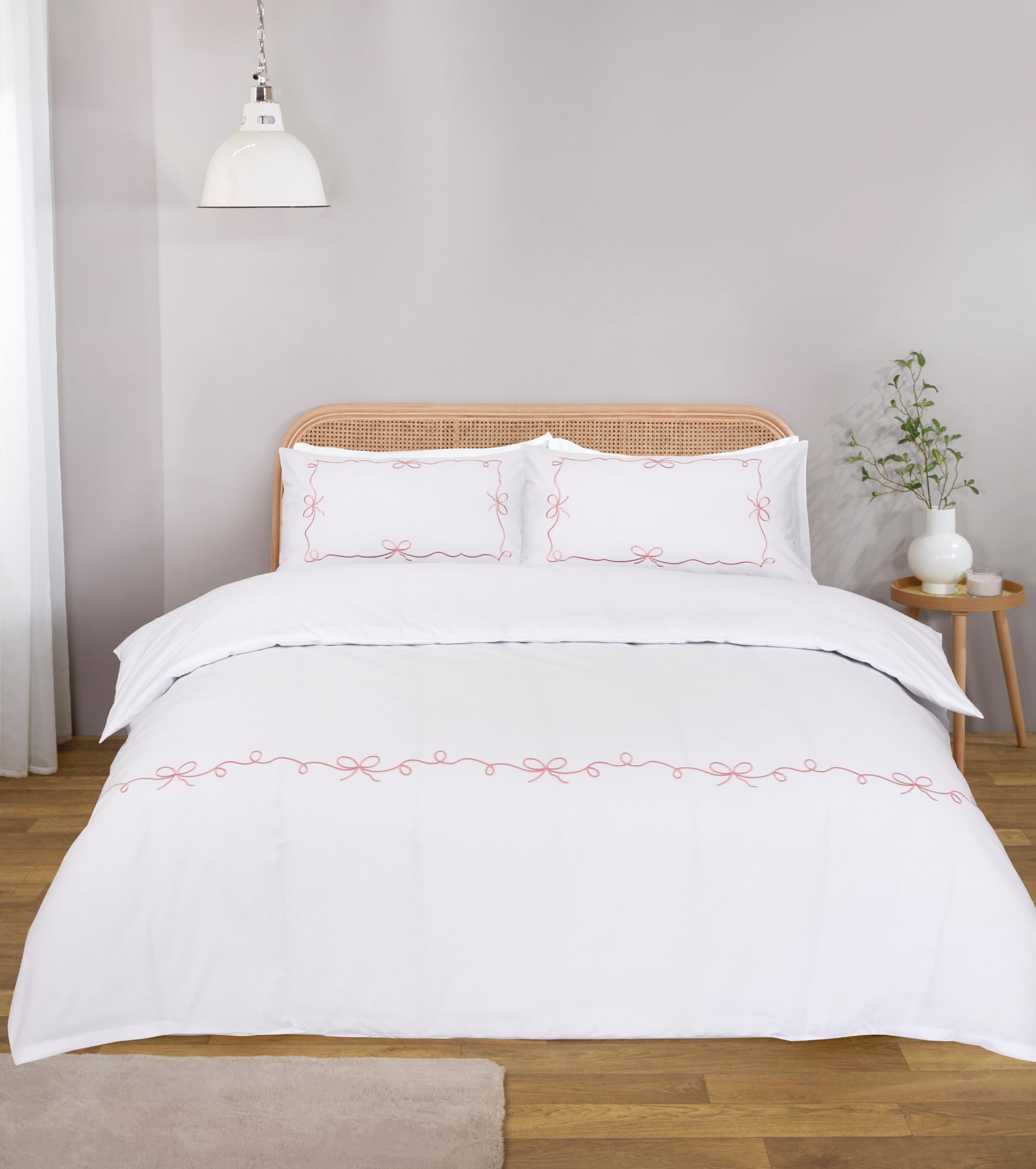 Rapport Home Floral Duvet Cover Set - Embroidered Bedding Quilt Cover - Double Size