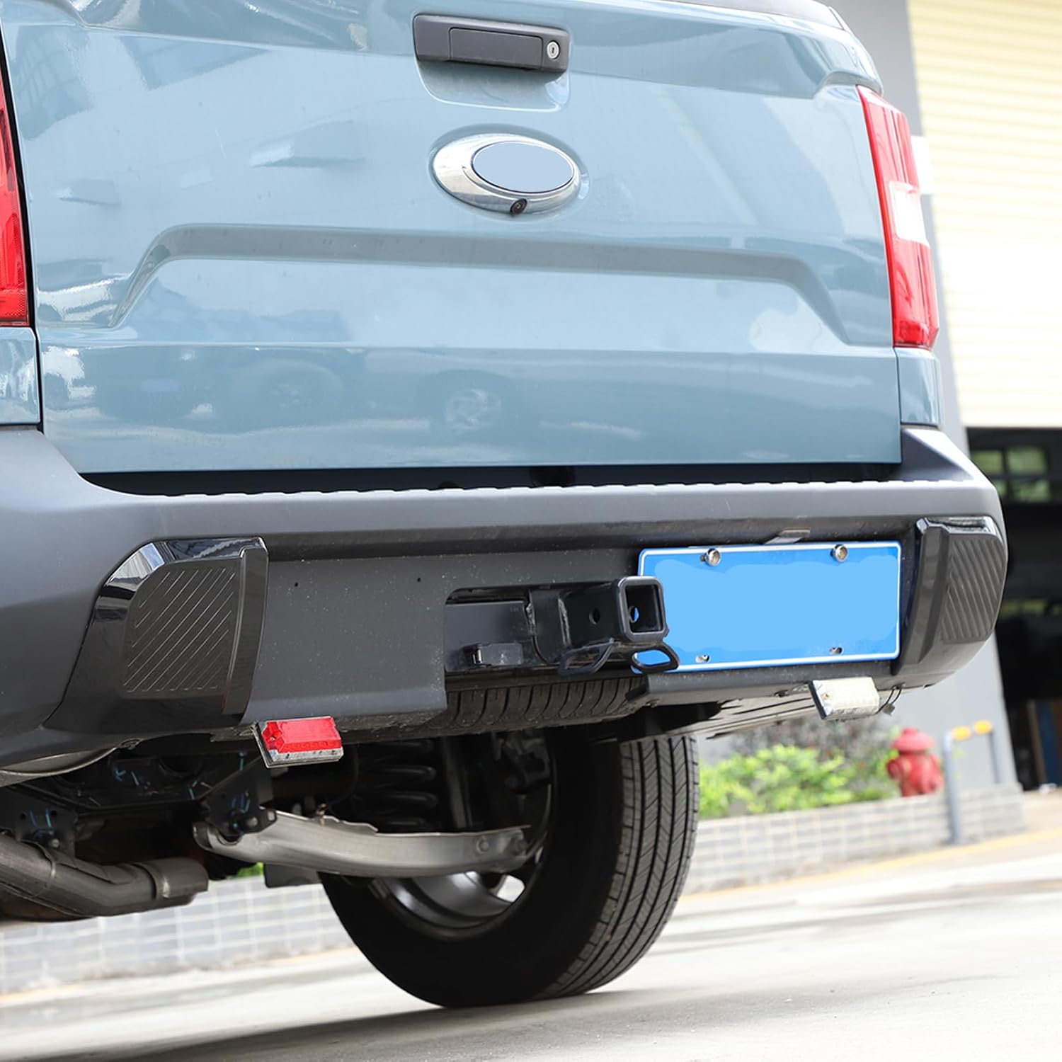 Daeiclru Car Rear Bumper Cover Trim Compatible with Ford Maverick 2022 2023 2024 2025, Left Side and Right Side Rear Bumper Protector Guard Exterior Accessories (Black)