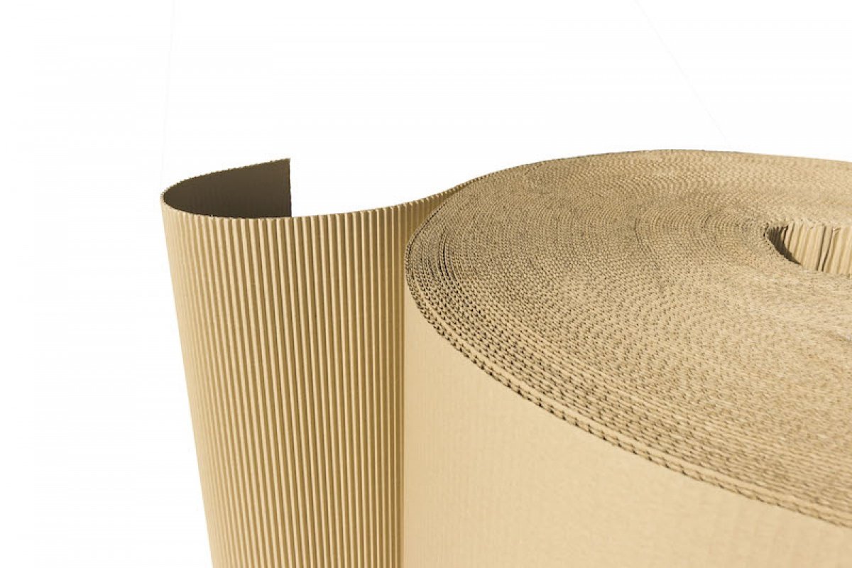 Rollo de Cartón Ondulado Flexible y Ecológico De 180 gr/m² y 3 mm de Espesor Bobinas Pintores Altura de 90 cm y 100 metros lineales (90 m²) 17 kg Fabricado en España