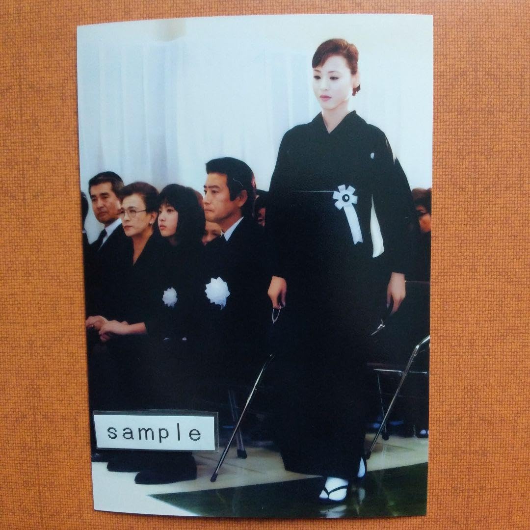 Amazon.co.jp: 松田聖子神田正輝沙也加 写真A : ホーム＆キッチン