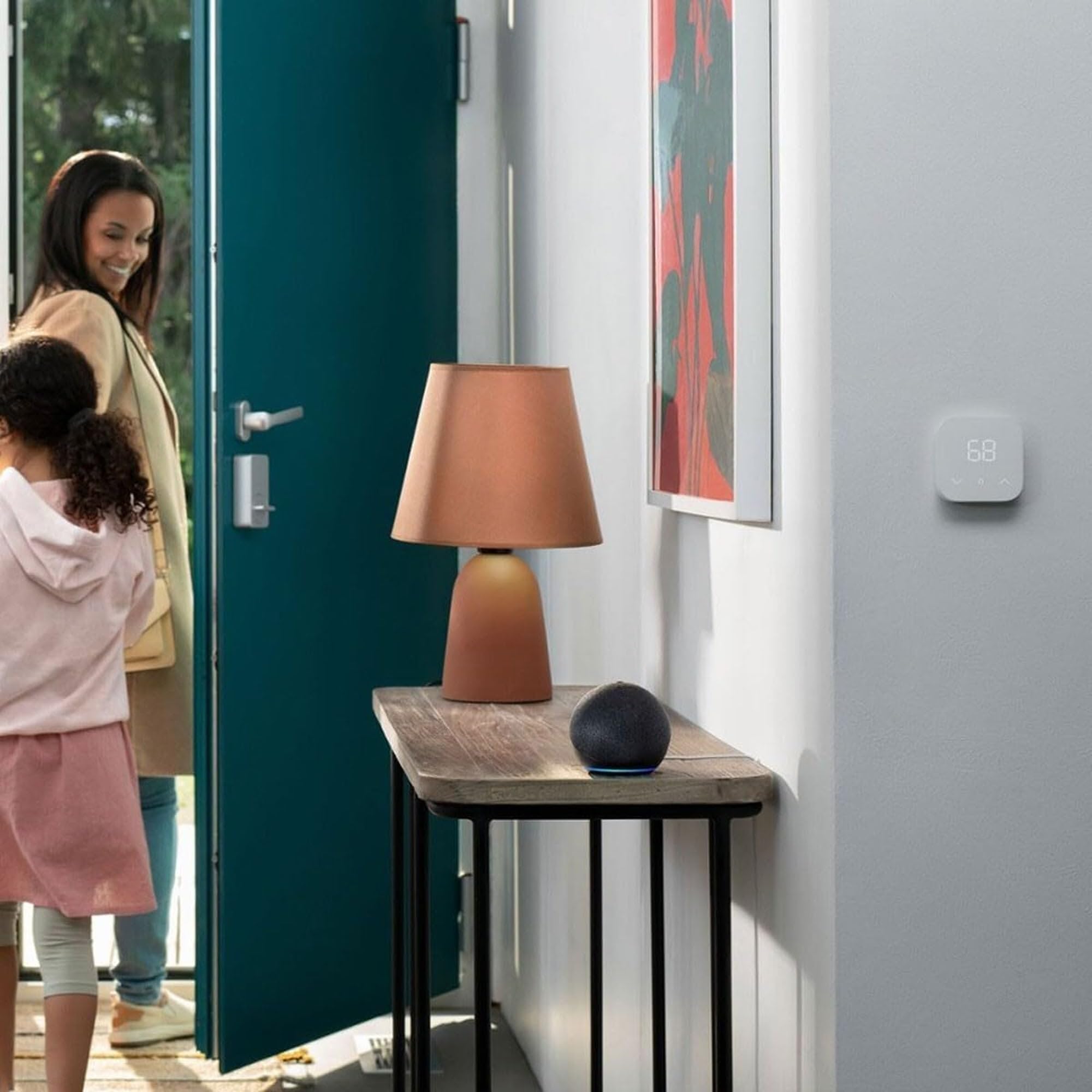 Echo Dot (5ª generazione) | Antracite + TP-Link Tapo Presa intelligente, compatibile con Alexa - Kit di base per Casa Intelligente